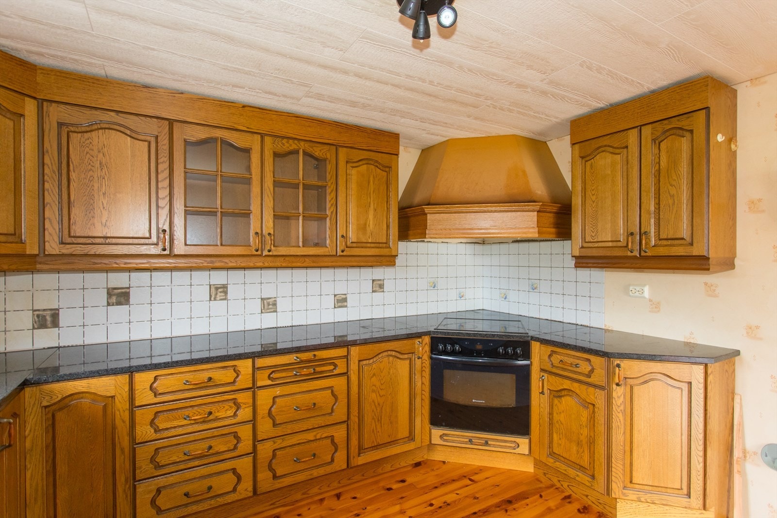 Kjøkken, inkl. hvitevarer Galleribilde