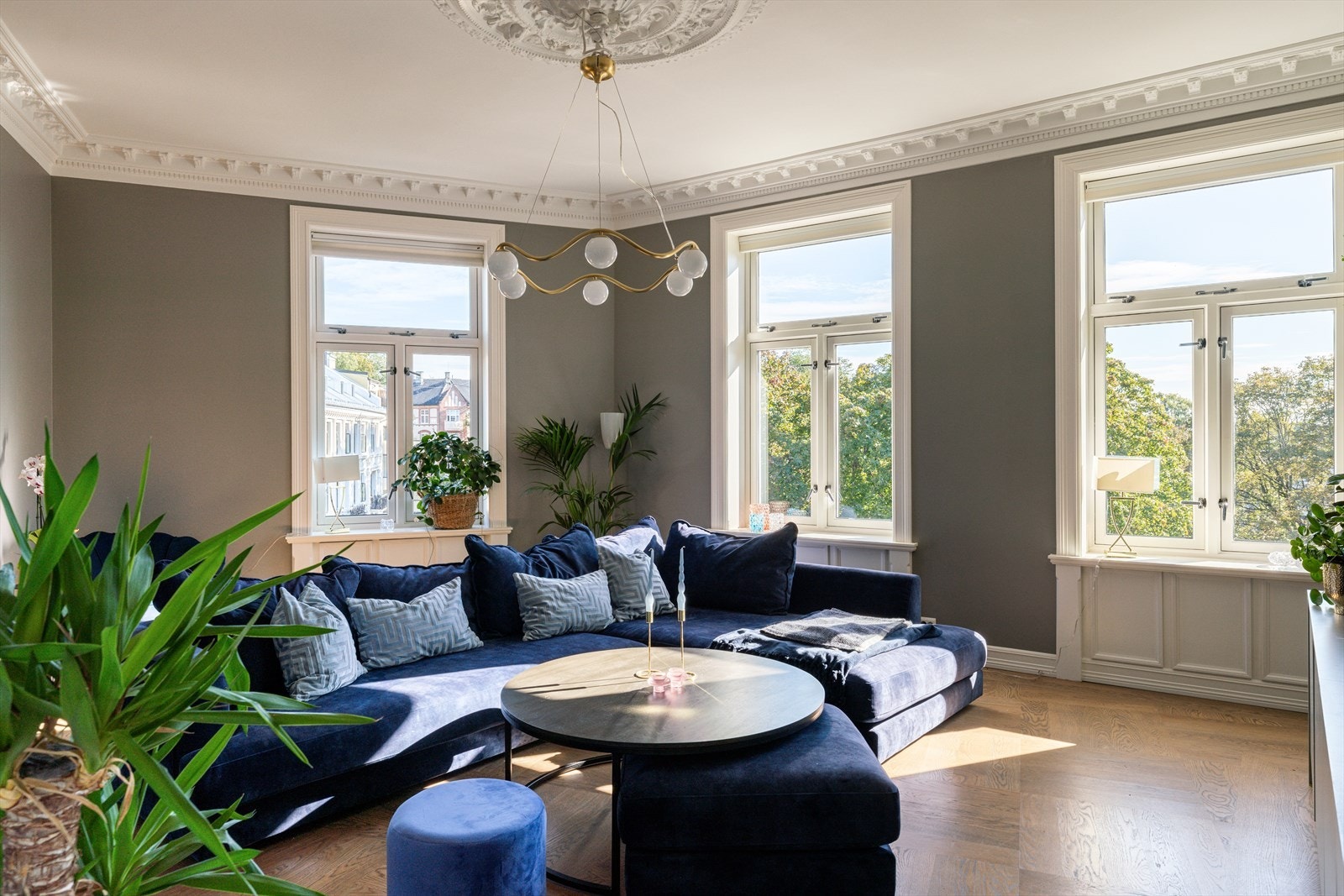 Leiligheten har nydelig utsyn mot Vestkanttorget Galleribilde