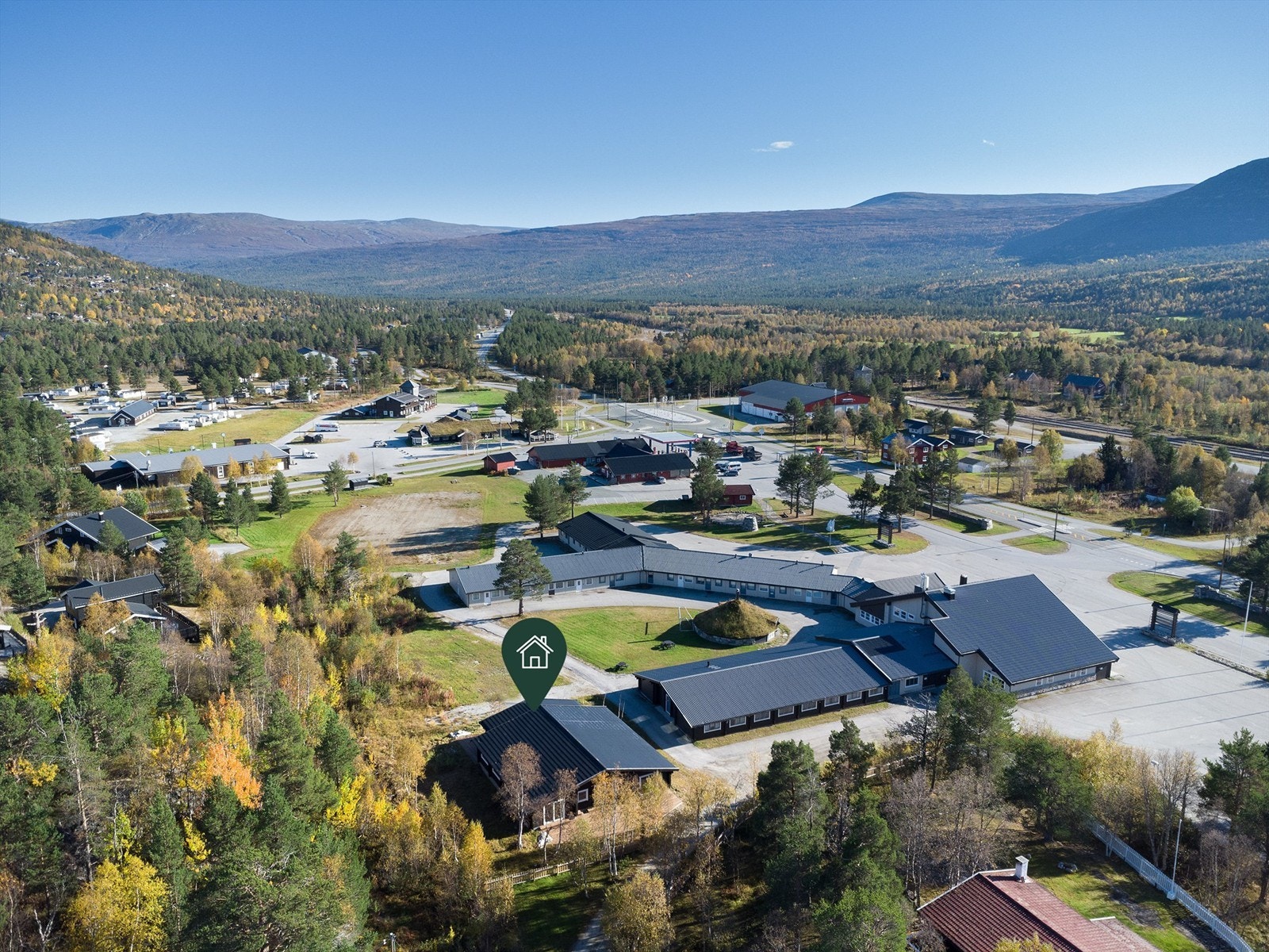 Dronebilde av nærområdet Galleribilde