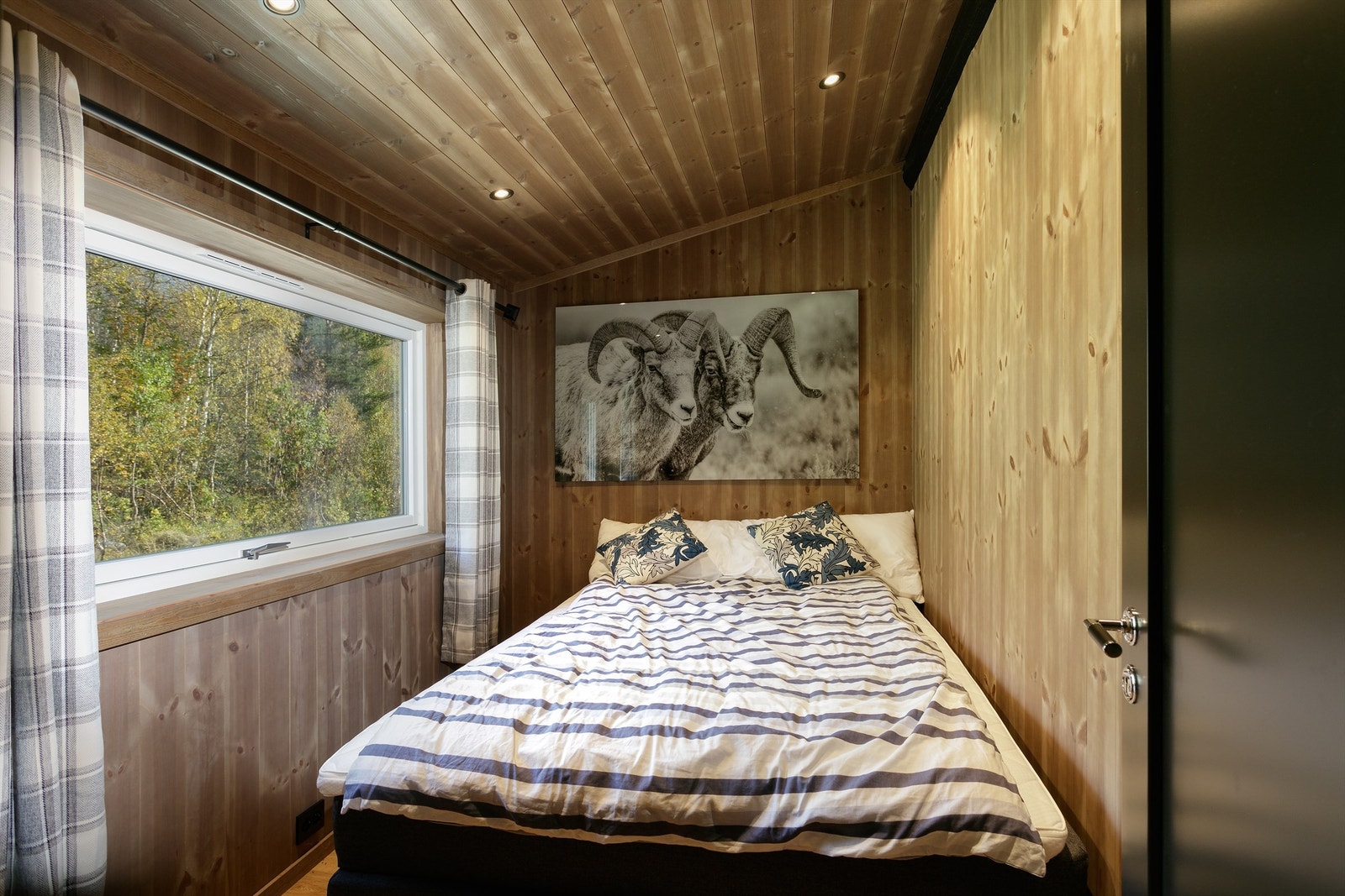 Soverom hybel 2 Galleribilde