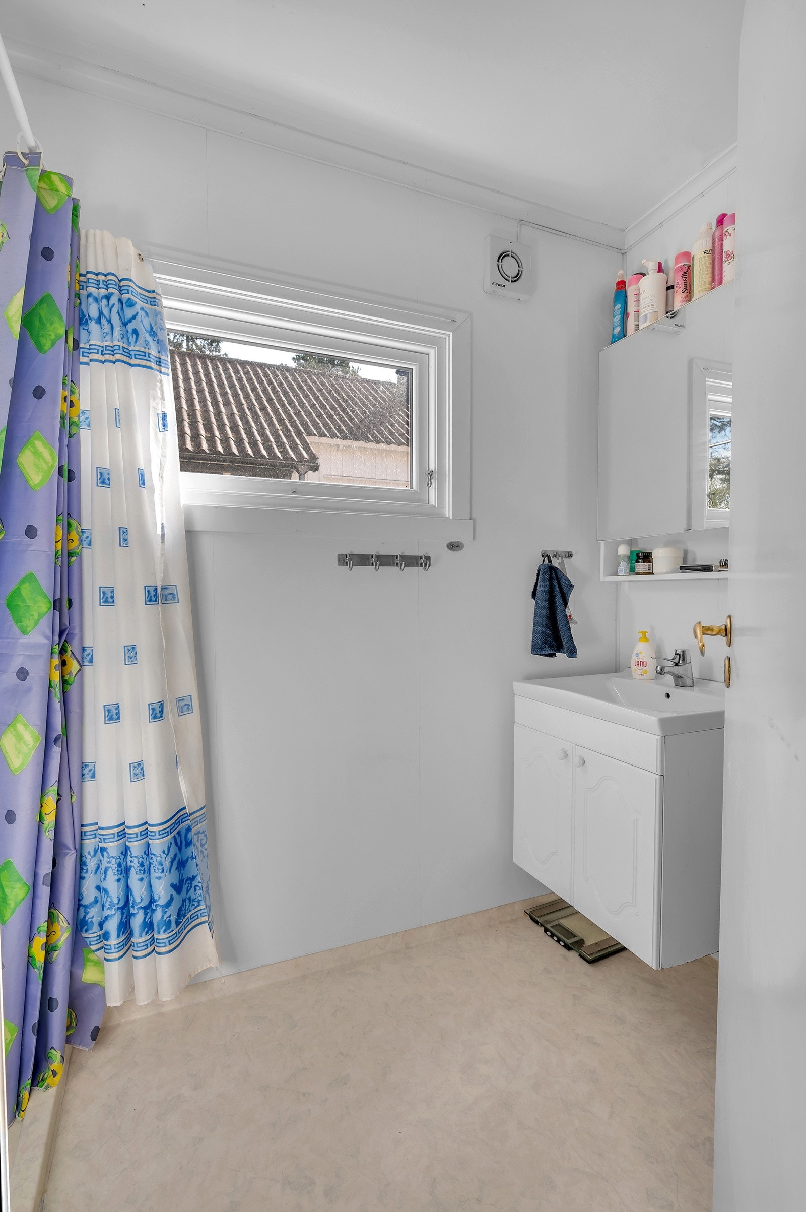 Nyere vindu Galleribilde