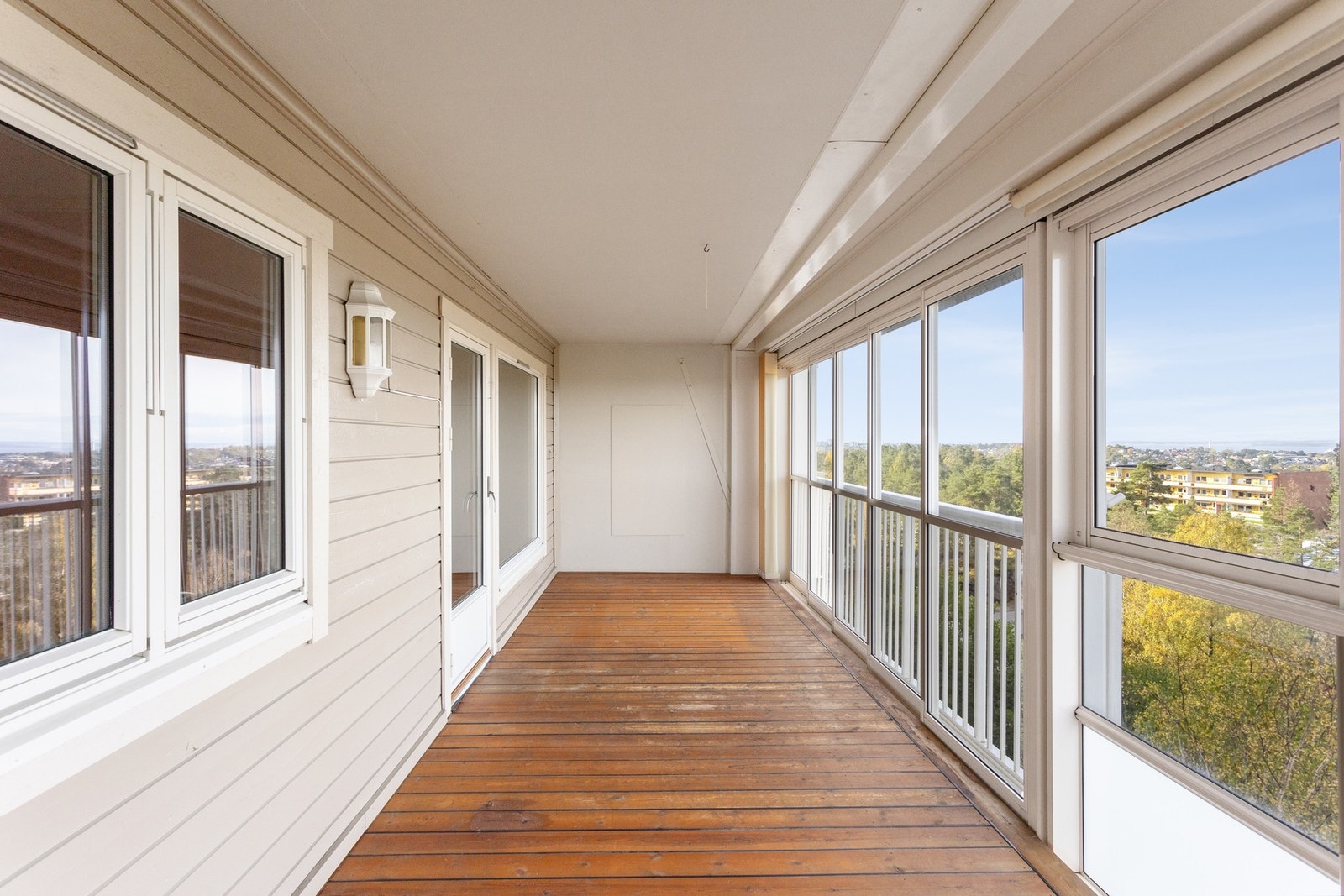 Deilig med en veranda du også kan bruke tidlig vår og sen høst Galleribilde