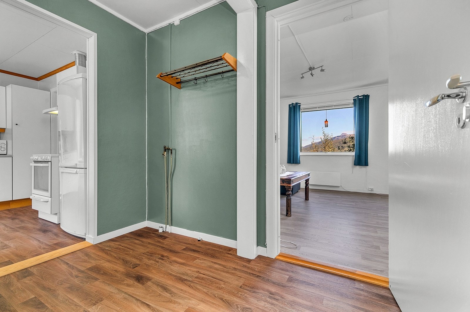 2etg - Leilighet 1 - Gang Galleribilde