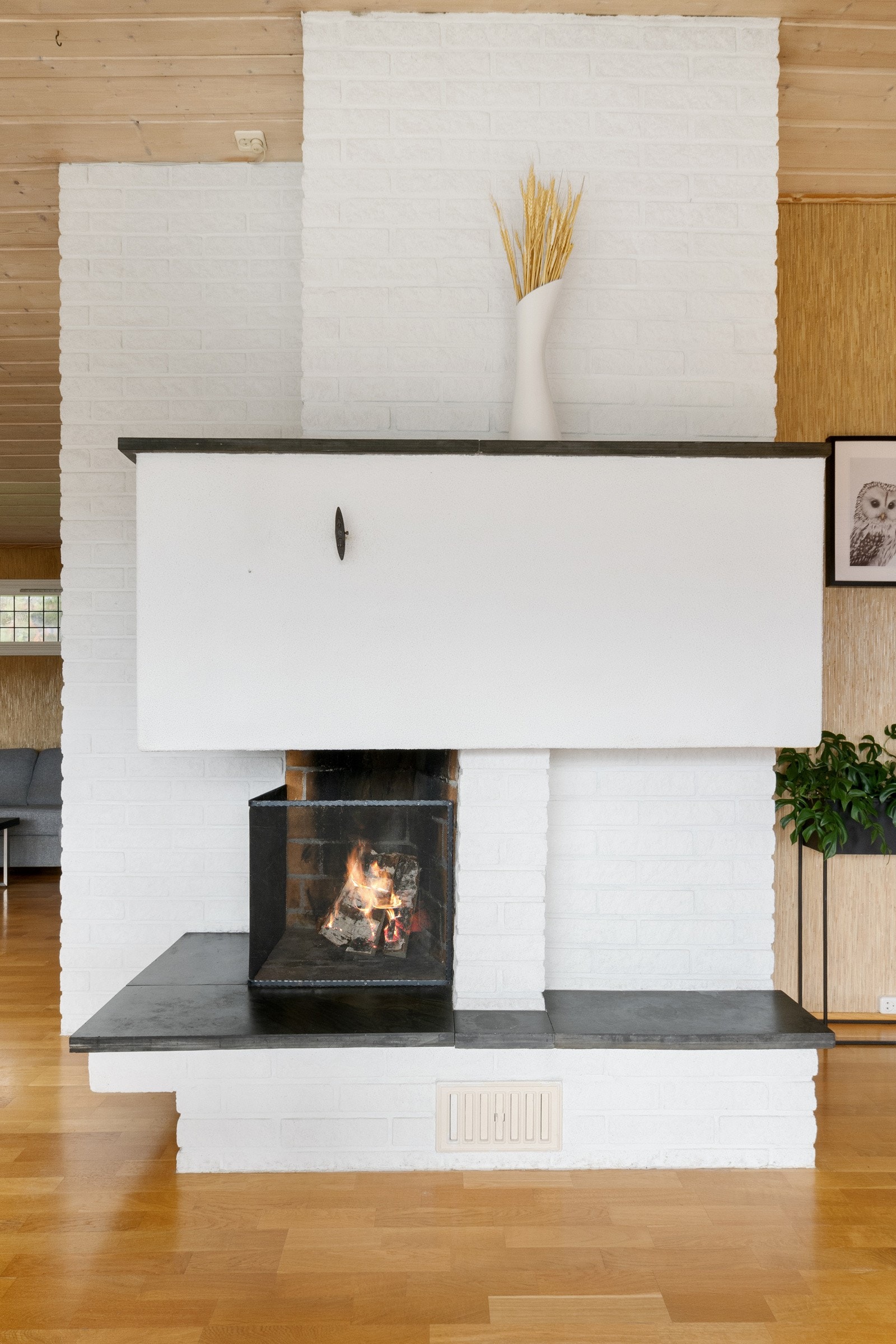 Stor peis som skaper god og lun stemning på kalde kvelder. Galleribilde