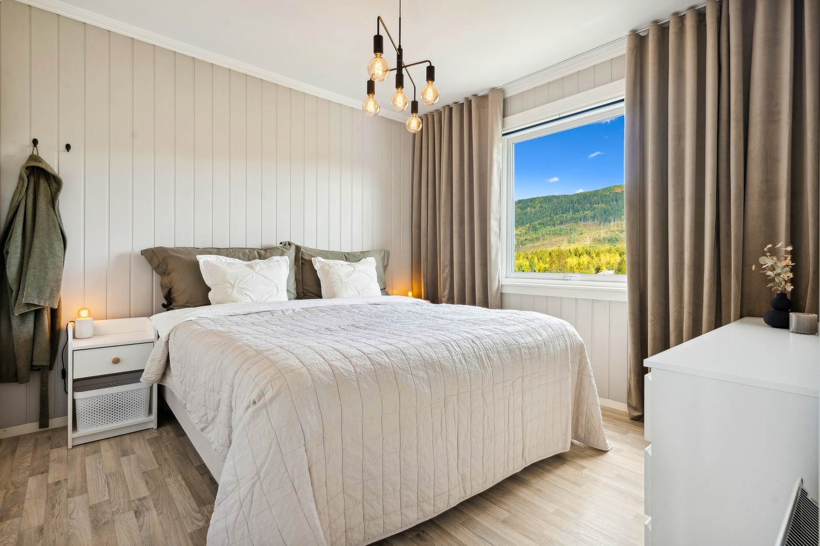 Soverom 2. Galleribilde