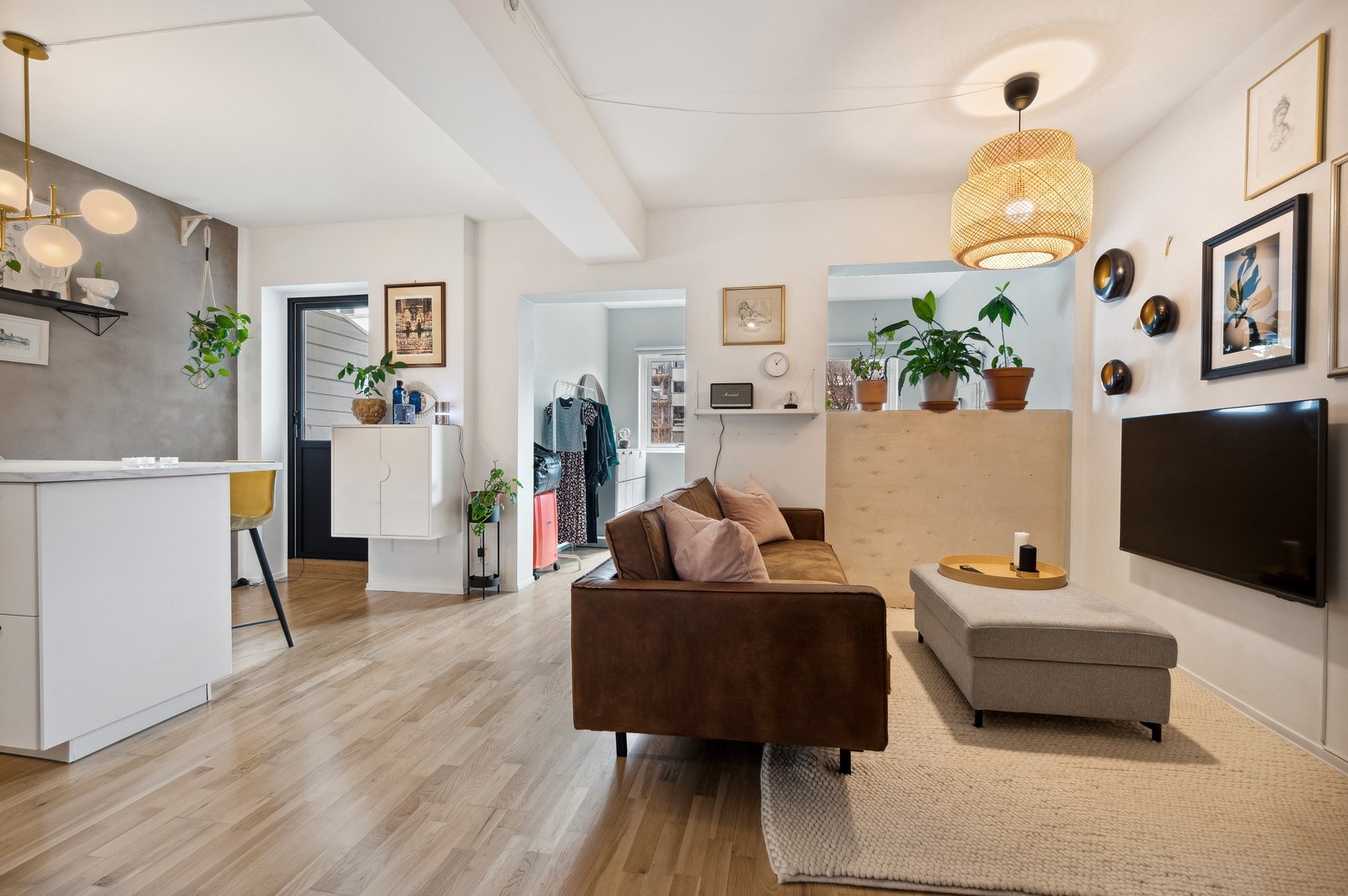 Velkommen til Urtegata 14! - Moderne og koselig leilighet ledig fra 1.12 til langtidsleie. Galleribilde