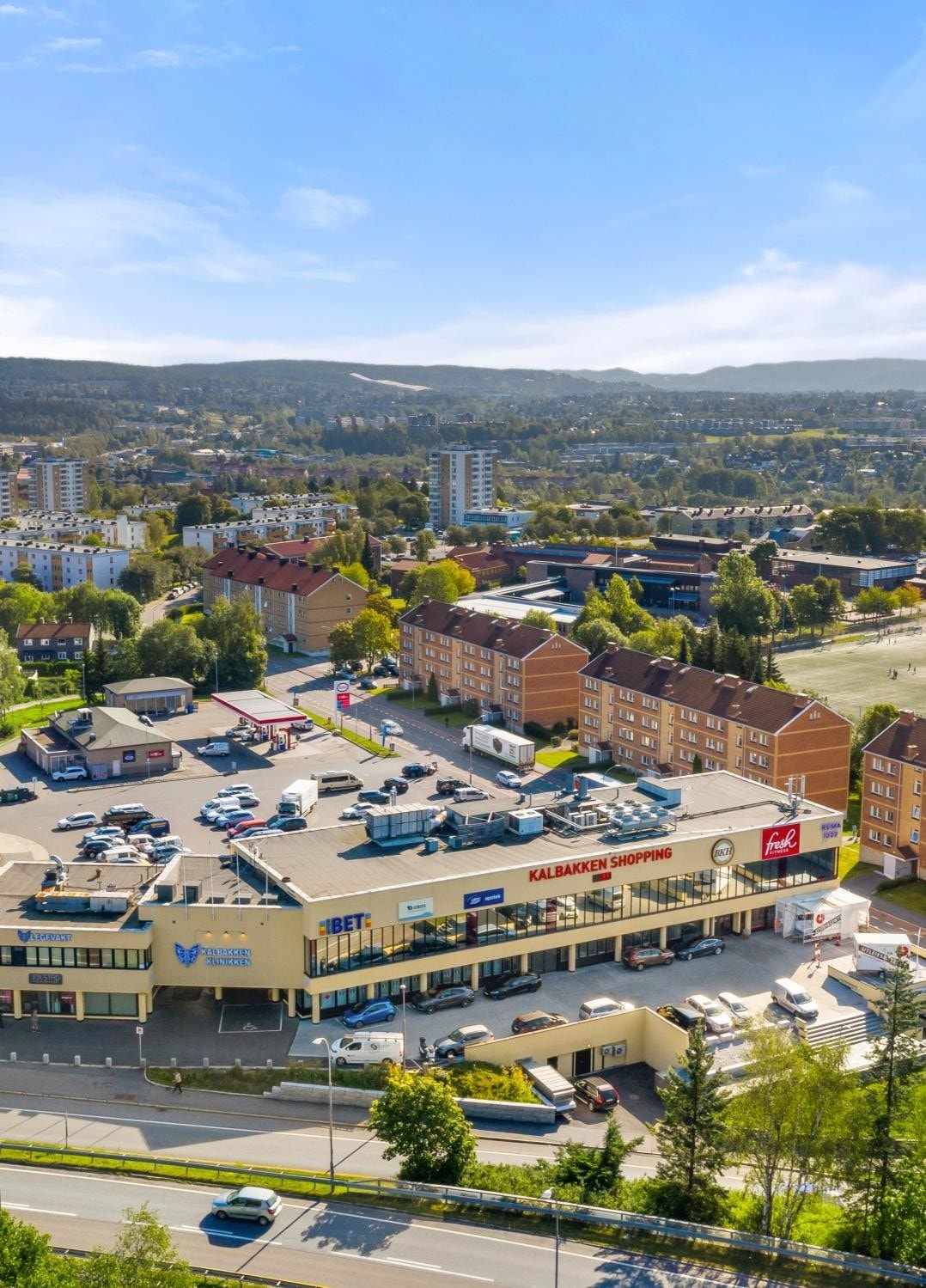 Eiendommen sett fra vest Galleribilde
