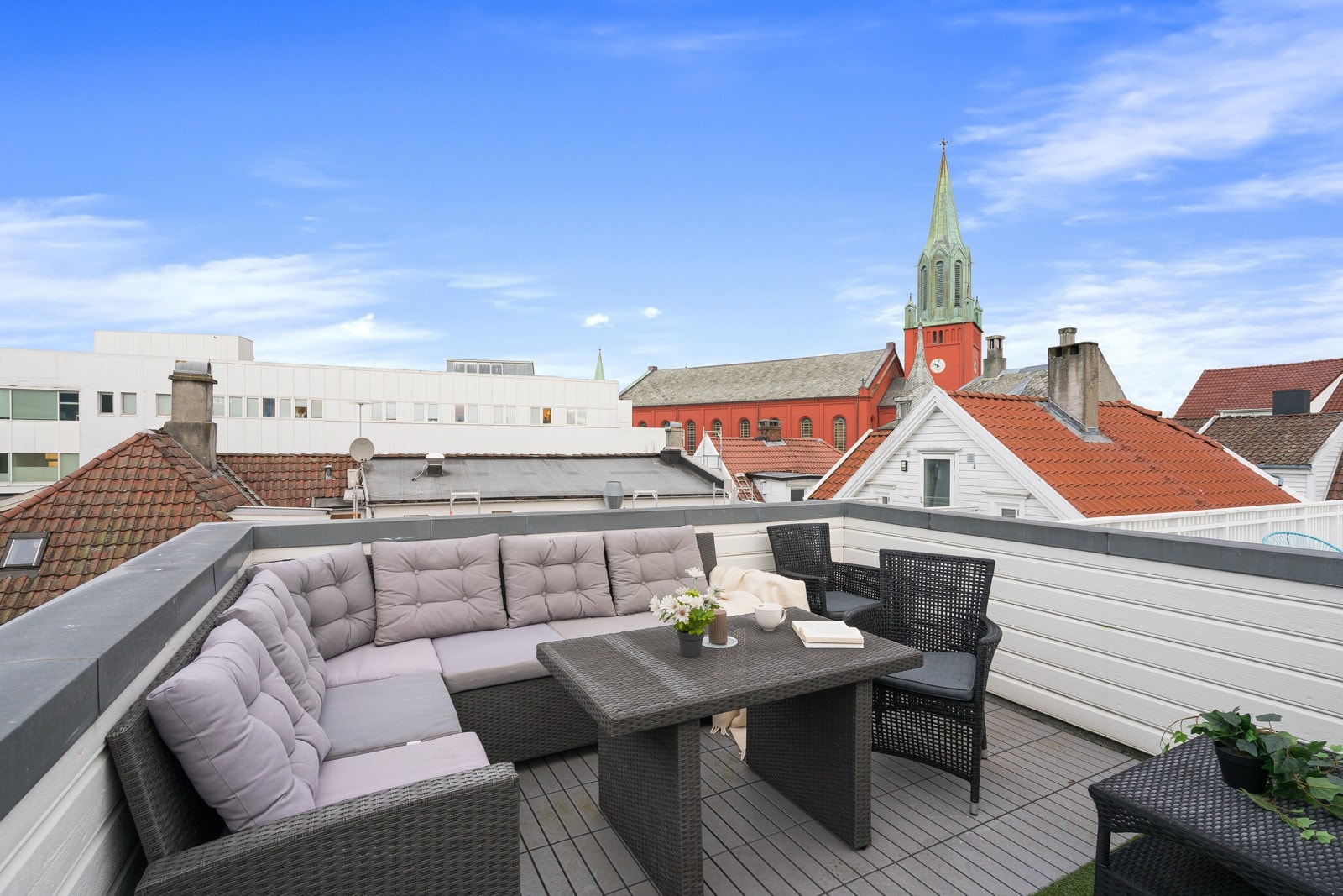 Et trivelig oppholdssted på fine sommerdager. Galleribilde