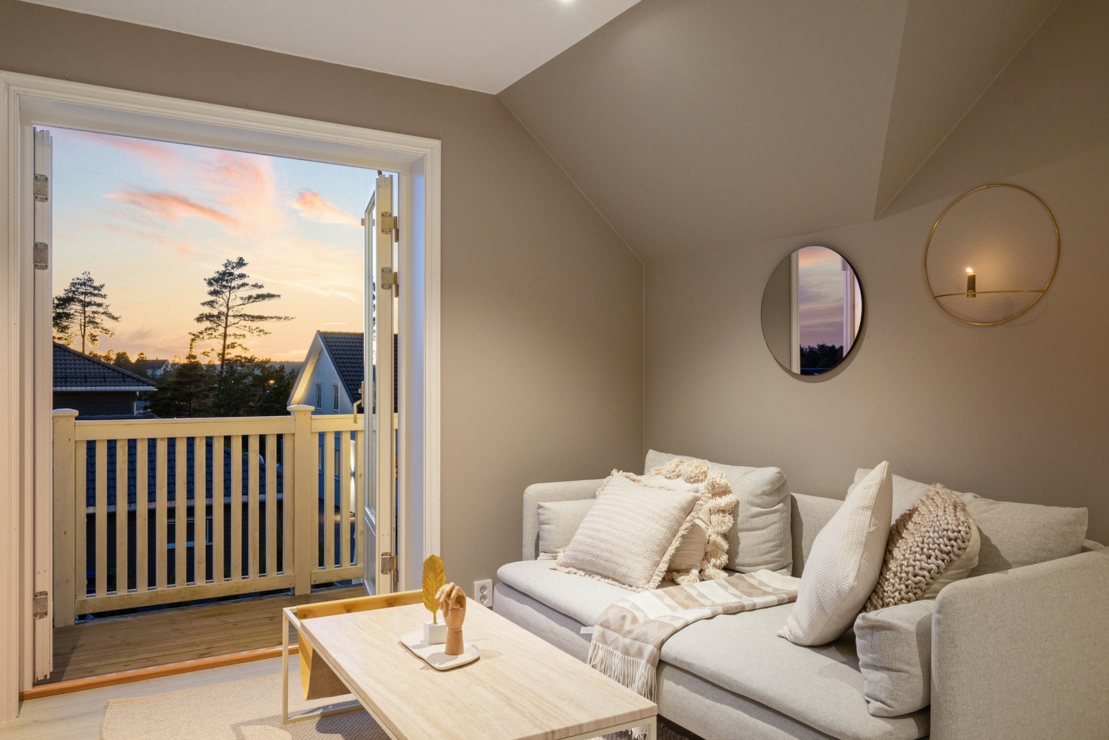 Loftsstue er ypperlig for deg med barn/ungdom i hus Galleribilde