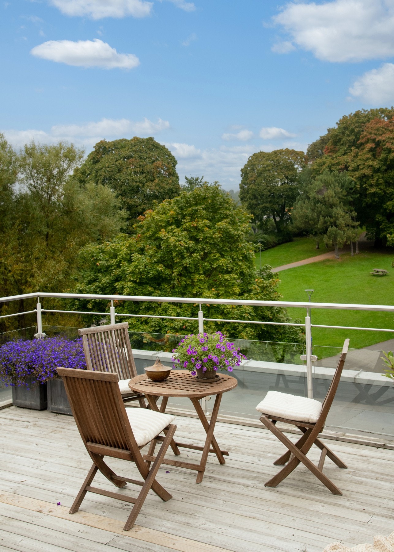 For den hageglade byr terrassen også på gode muligheter for dyrking av urter, blomster eller grønnsaker. Galleribilde