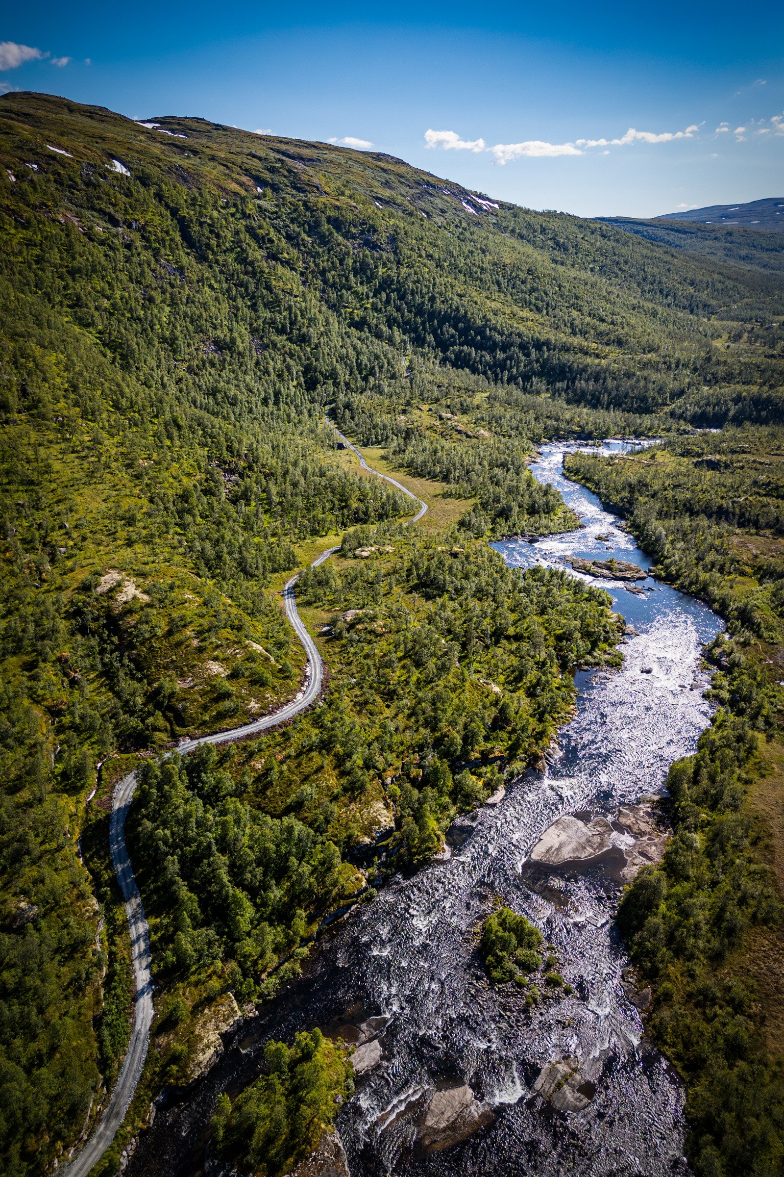 Mellom Eidfjord, som ligger en kjøretur på ca. 30 minutter unna, og tomten finner du Best Adventures som tilbyr et bredt utvalg av utendørsaktiviteter, deriblant rafting og kajakk. Galleribilde