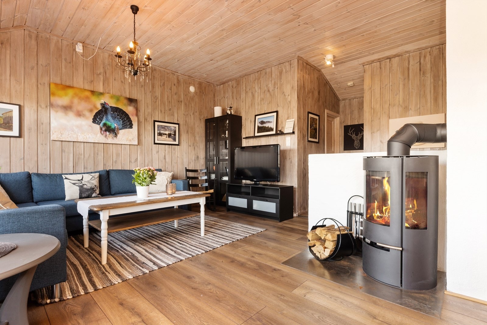 Stue med peisovn Galleribilde