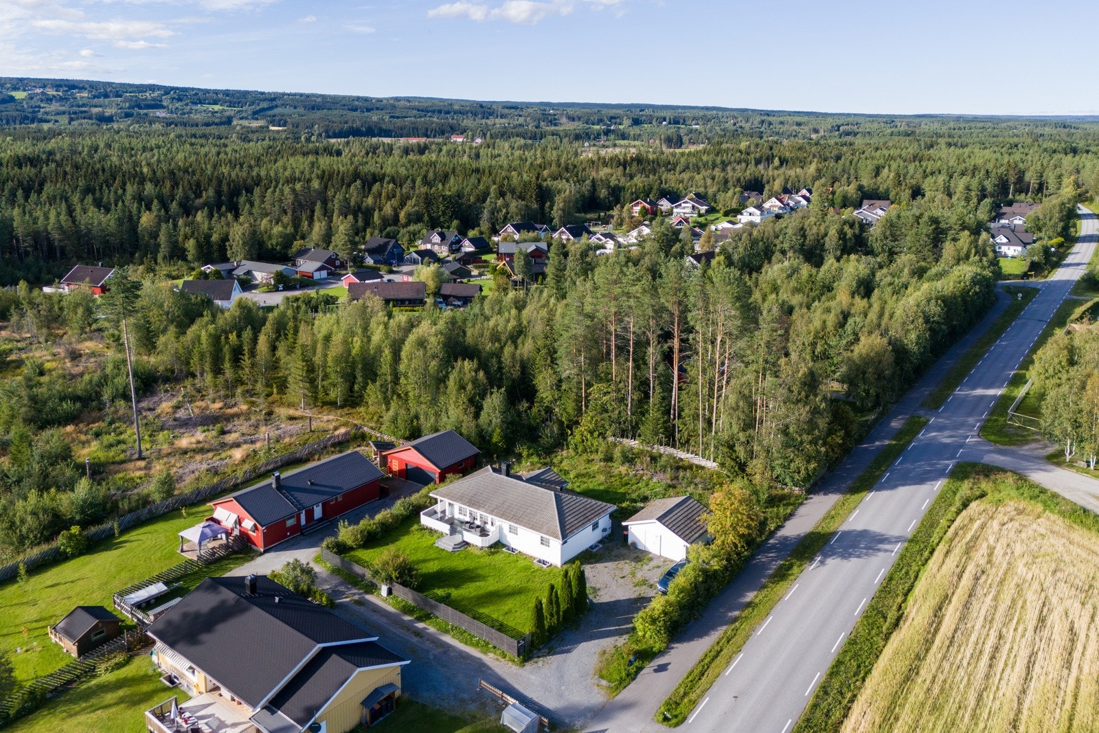 Hage som har godt med boltreplass. Galleribilde