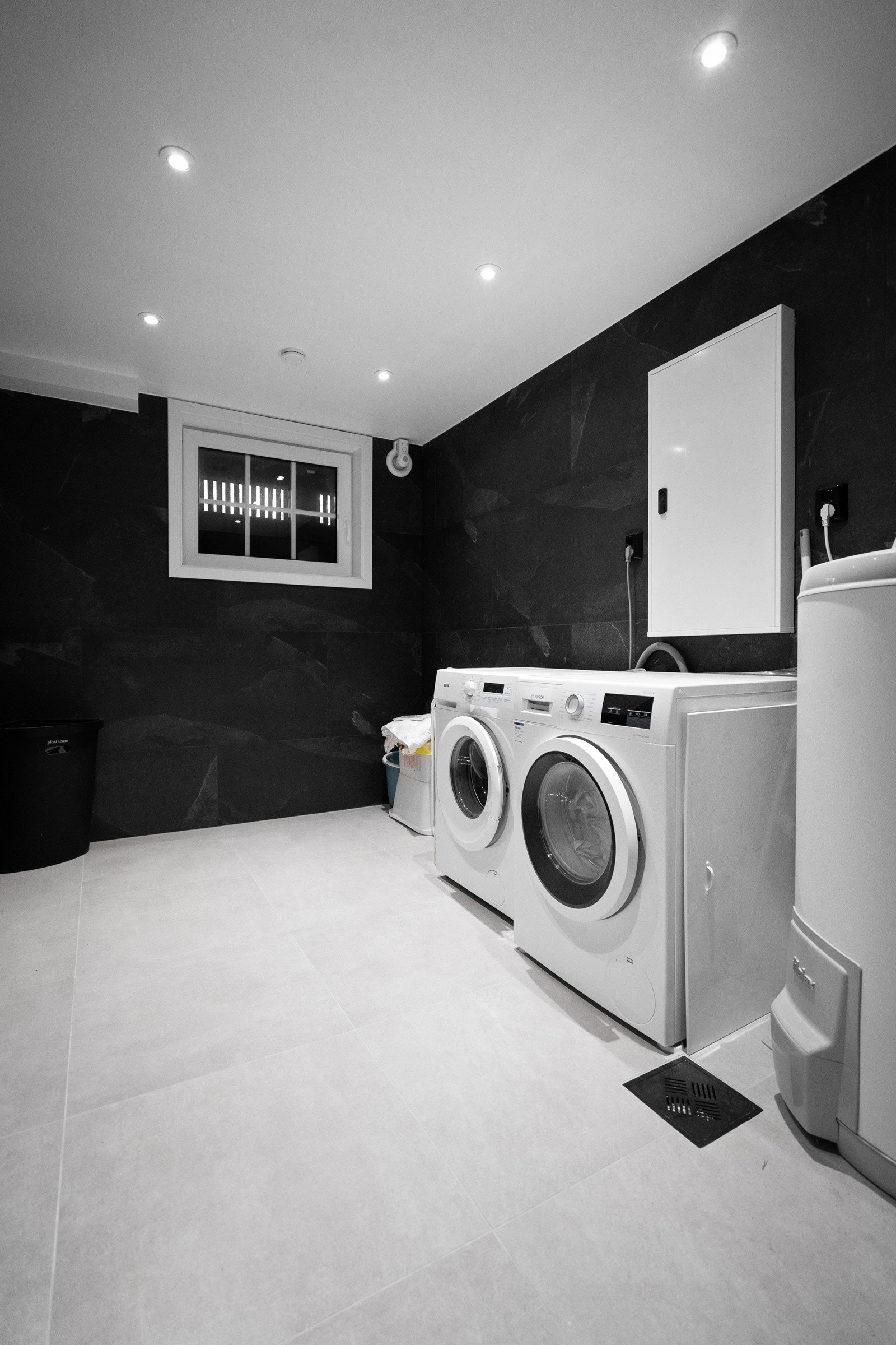 Vaskerom. Galleribilde