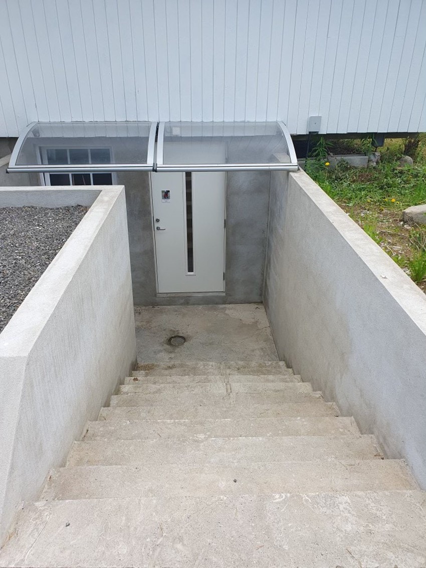 Egen inngang kjellerleilighet. Galleribilde