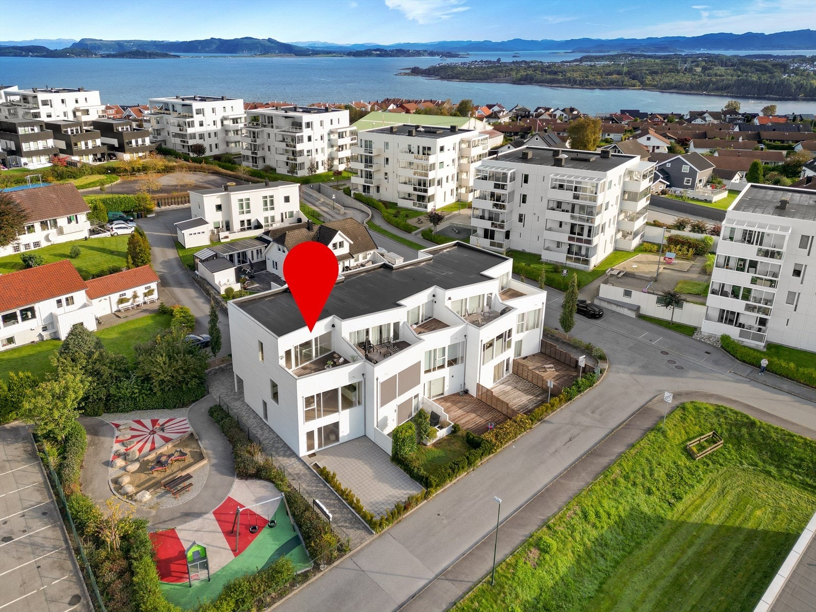 EiendomsMegler1 v/Matej Luka Pavlovic presenterer Gjerdebakken 9 Galleribilde