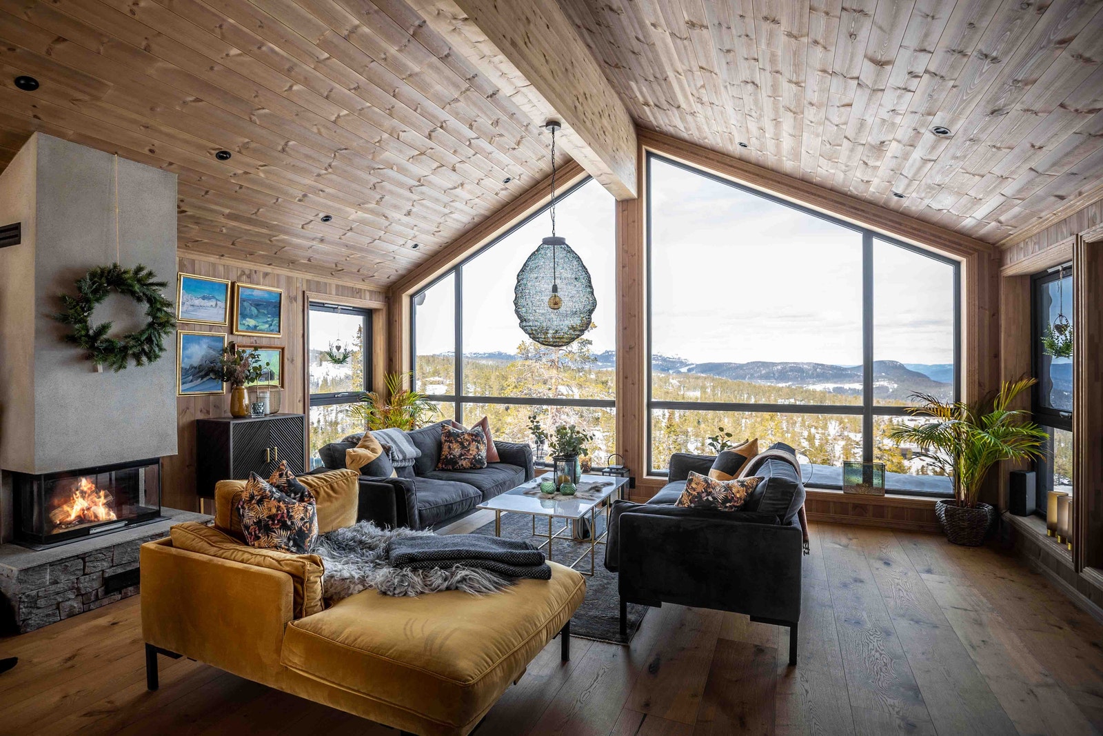 Bilde fra en av våre andre hytter. Vi leverer gjerne hytta nøkkelferdig, med de tilvalg du måtte ønske. Galleribilde