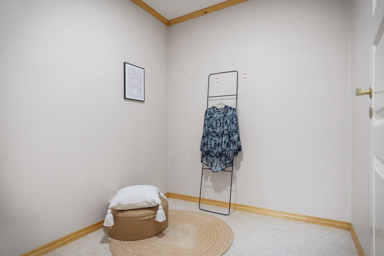 - Det er også en stor bod på 4,8 m² - Galleribilde