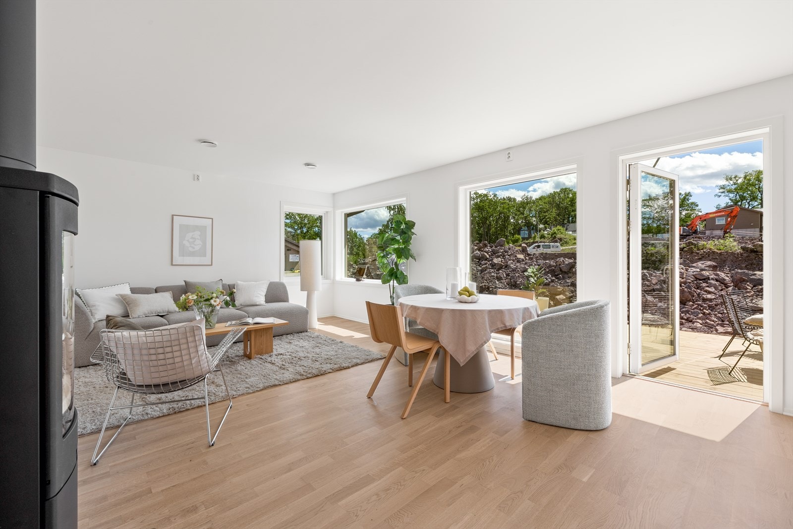 Dette er en nyoppført og tiltalende halvpart av tomannsbolig med alt på en flate. Galleribilde