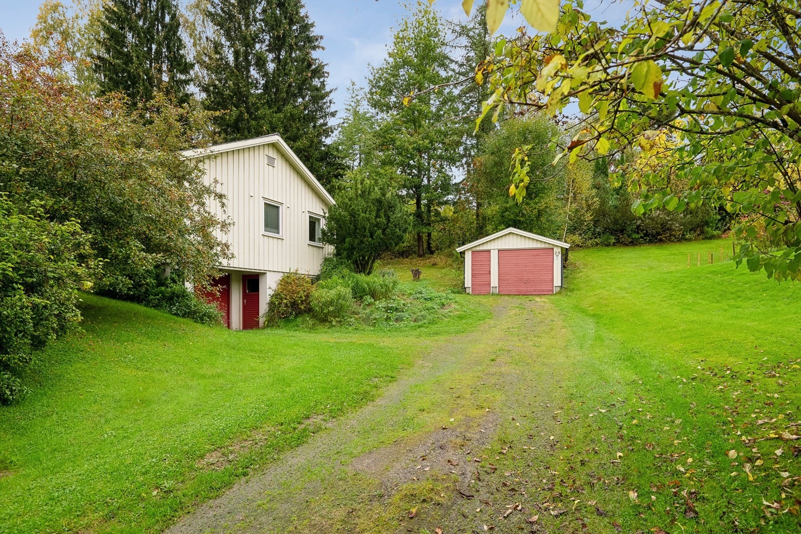 Boligen har behov for oppussing. Galleribilde