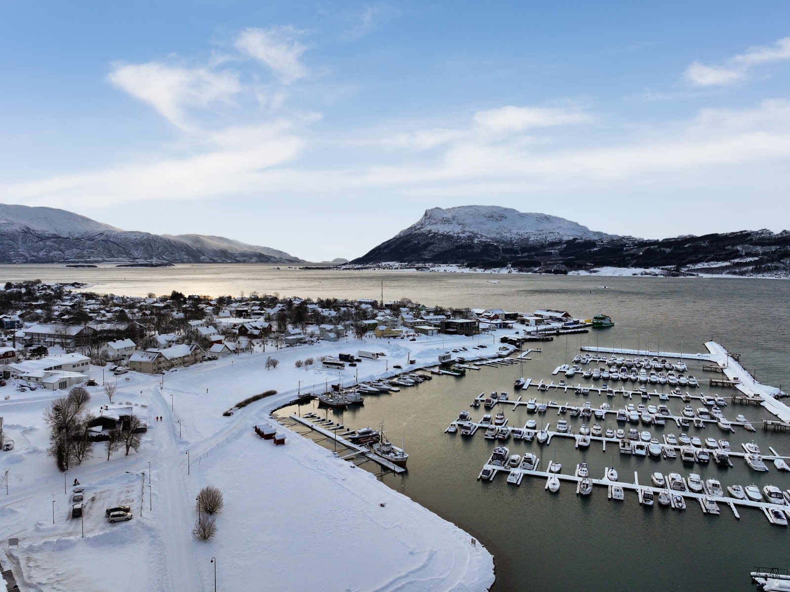 Her bor du med en sjeldent fin utsikt mot fantastisk natur Galleribilde