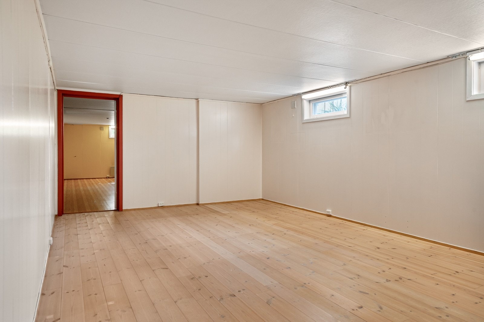 Innredet rom i kjeller ikke godkjent for varig opphold Galleribilde