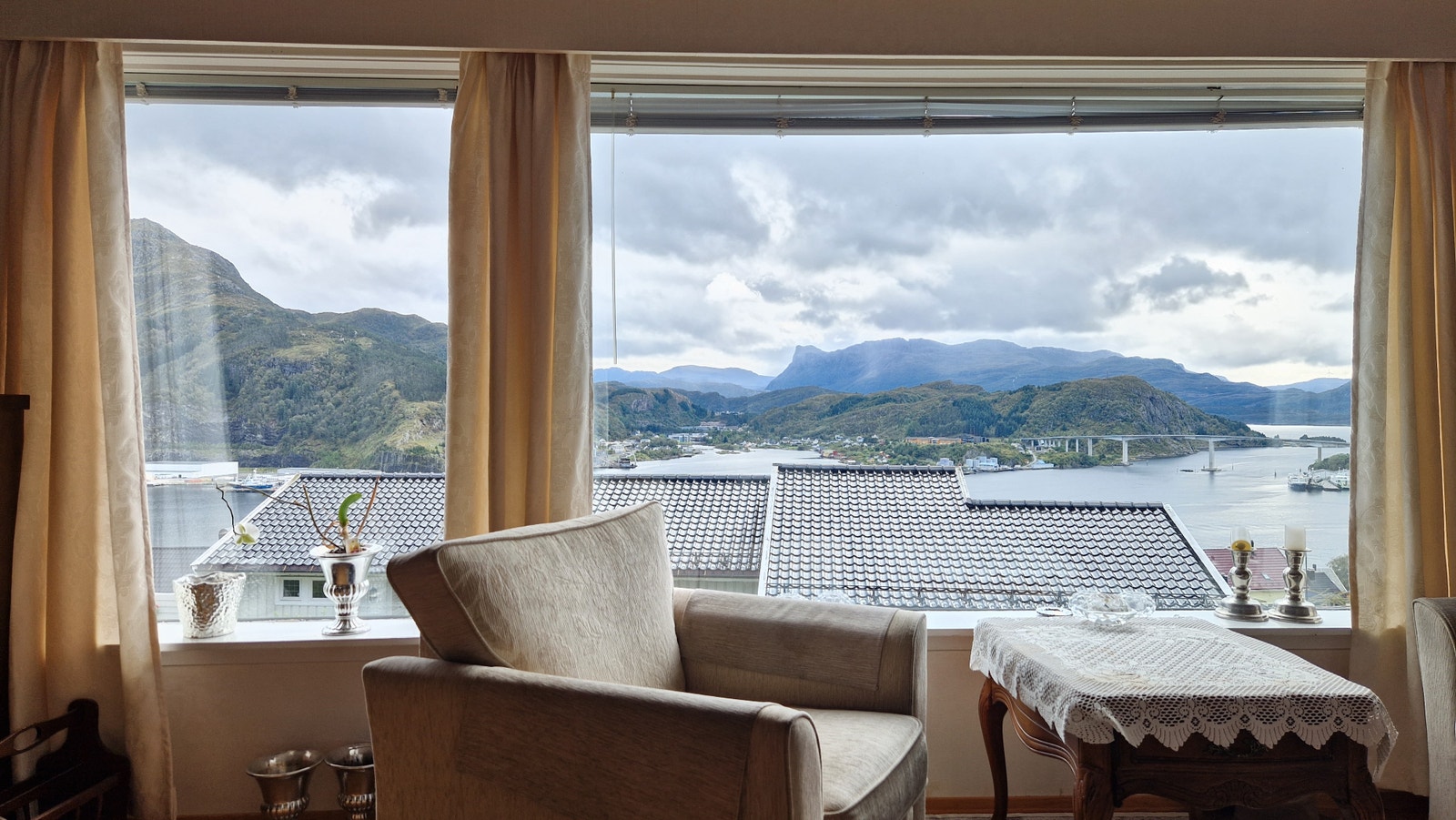 Hovedetasje - utsikt fra stue Galleribilde