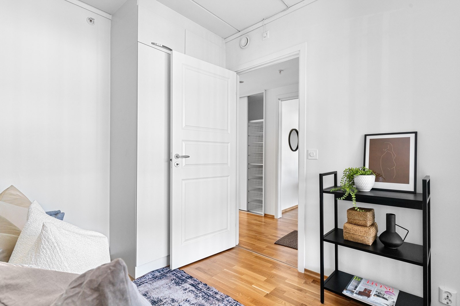 Soverom nummer to blir i dag brukt som en ekstra stue. Galleribilde