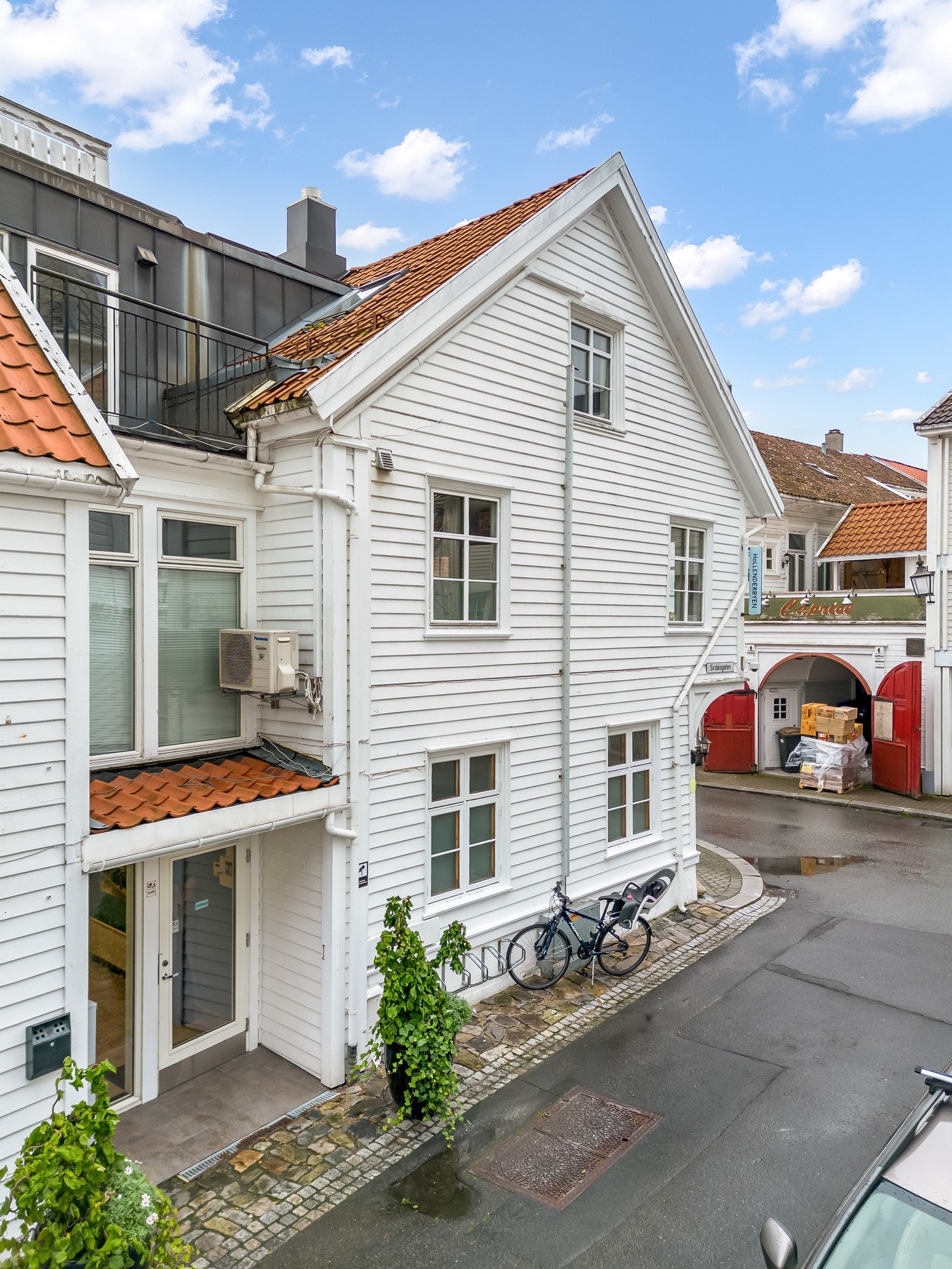 Sentralt beliggende i byens koselige gater. Galleribilde