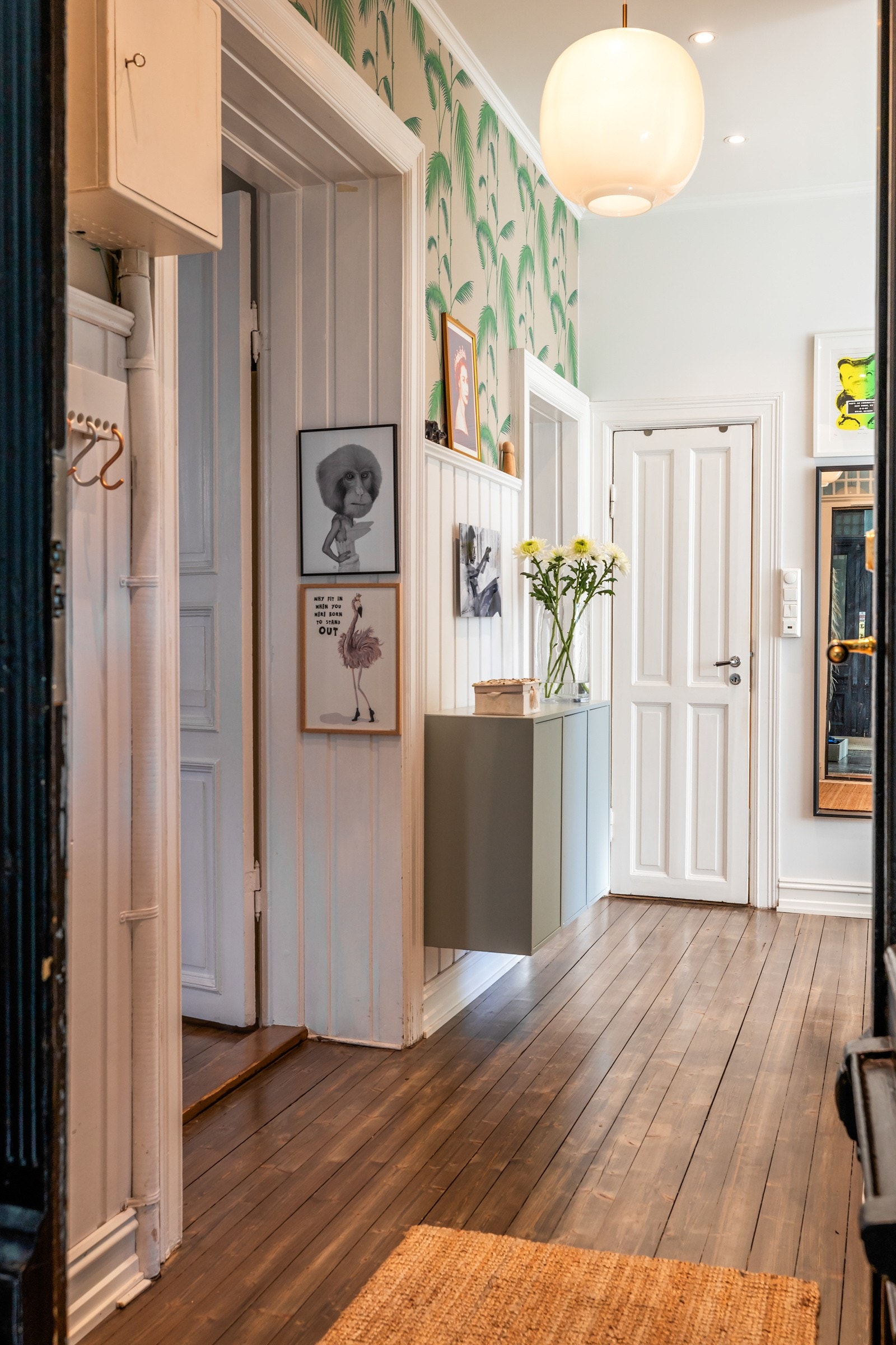 Hyggelig entre/ gang Galleribilde