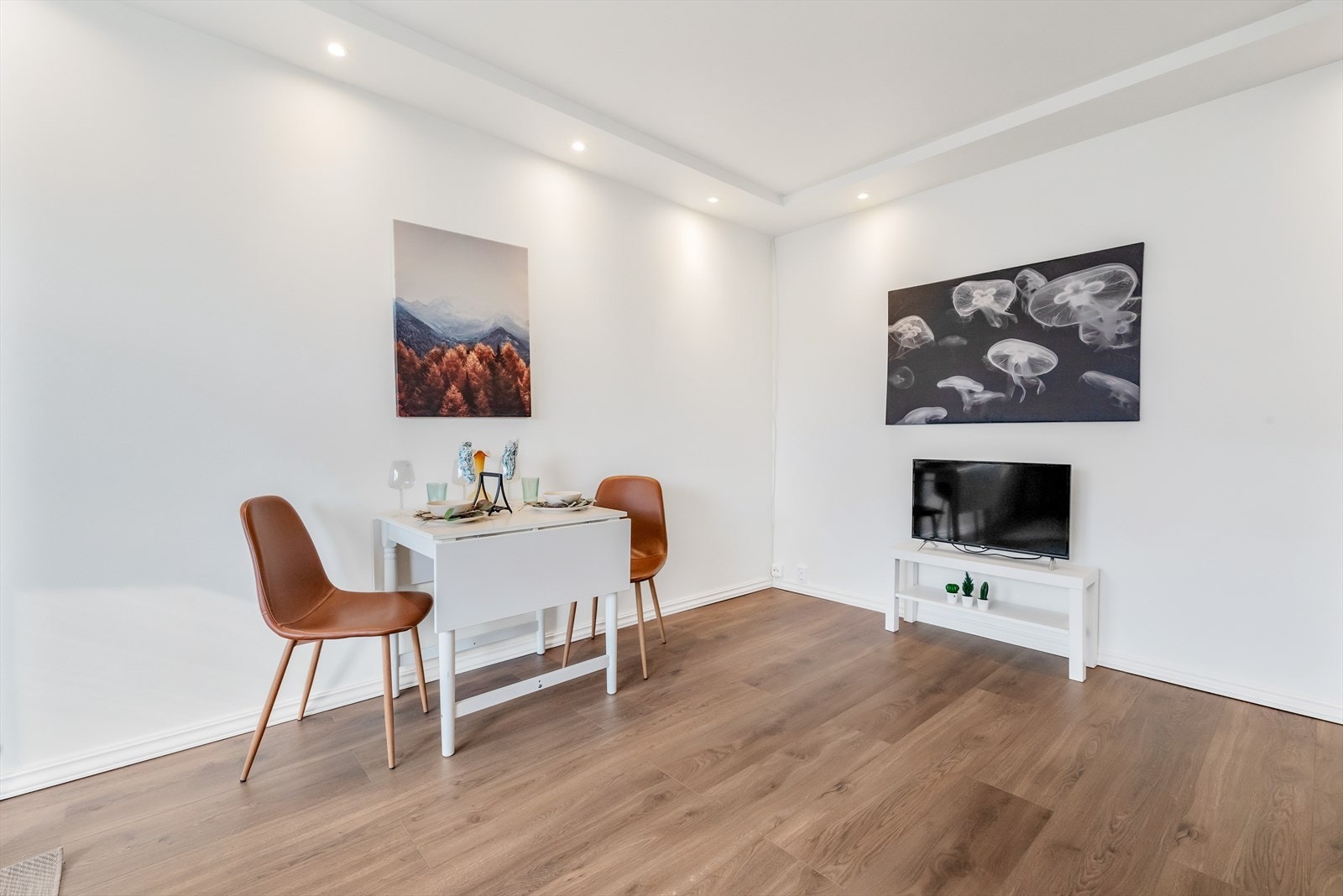 Spiseområde med plass til dekor og personlige innslag. Galleribilde