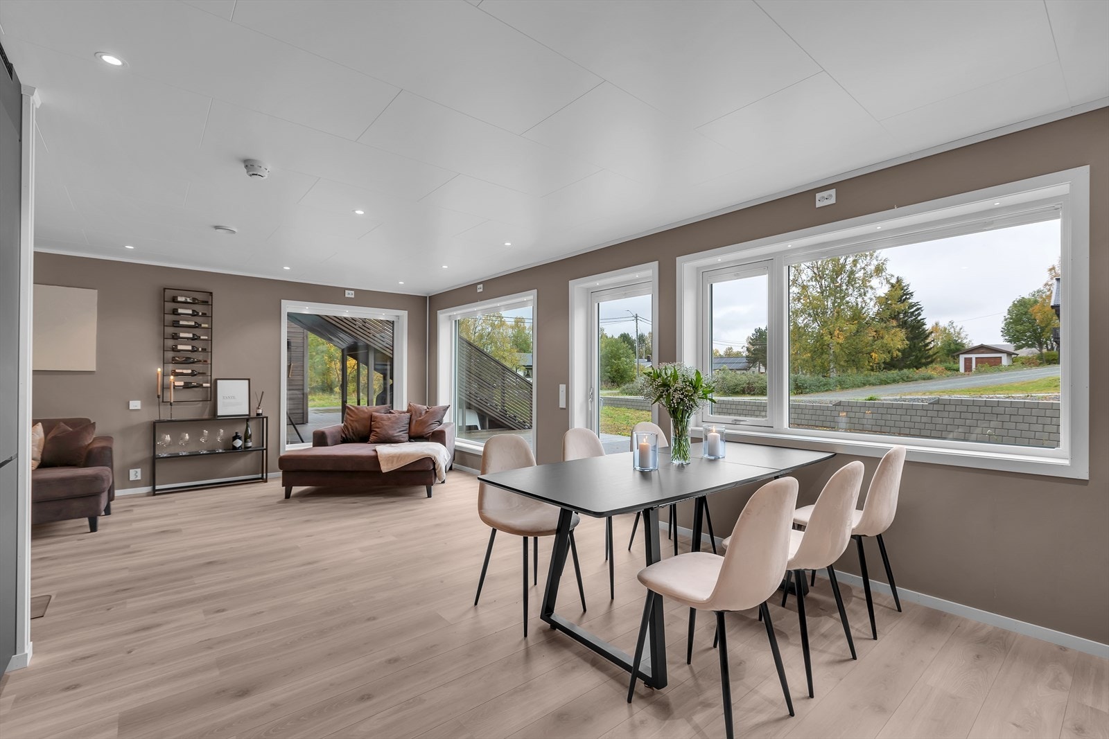 Direkte utgang til markterrasse Galleribilde