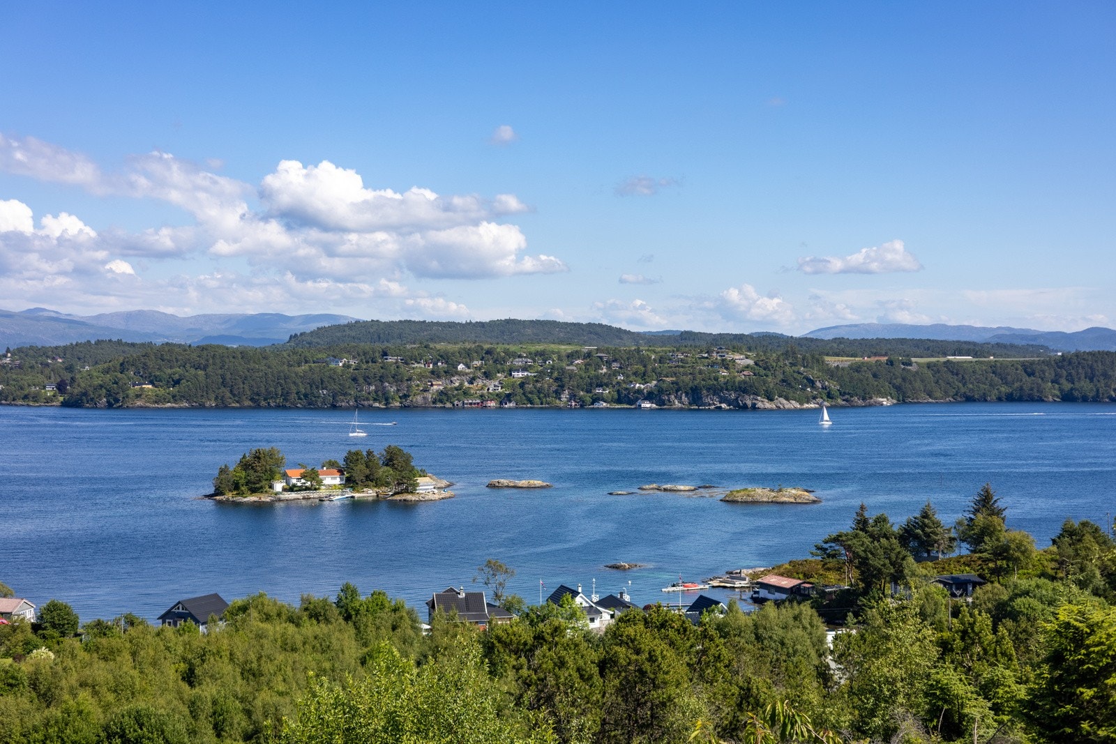 Få eiendommer kan skilte med en utsikt som denne Galleribilde