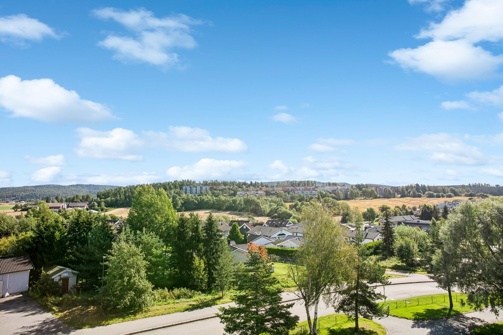 Fritt og flott utsyn fra balkong. Galleribilde
