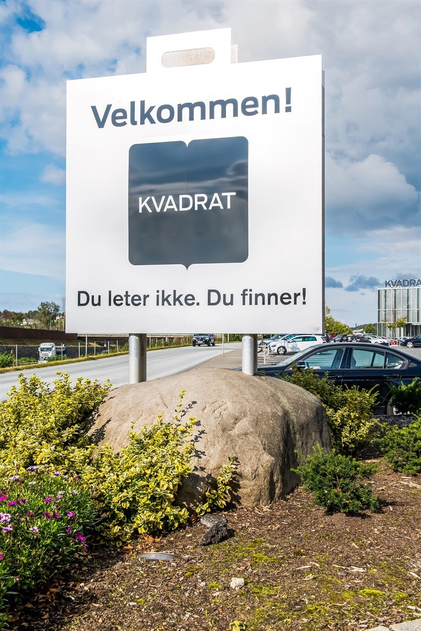 Kort avstand til flere kjøpesenter. Galleribilde