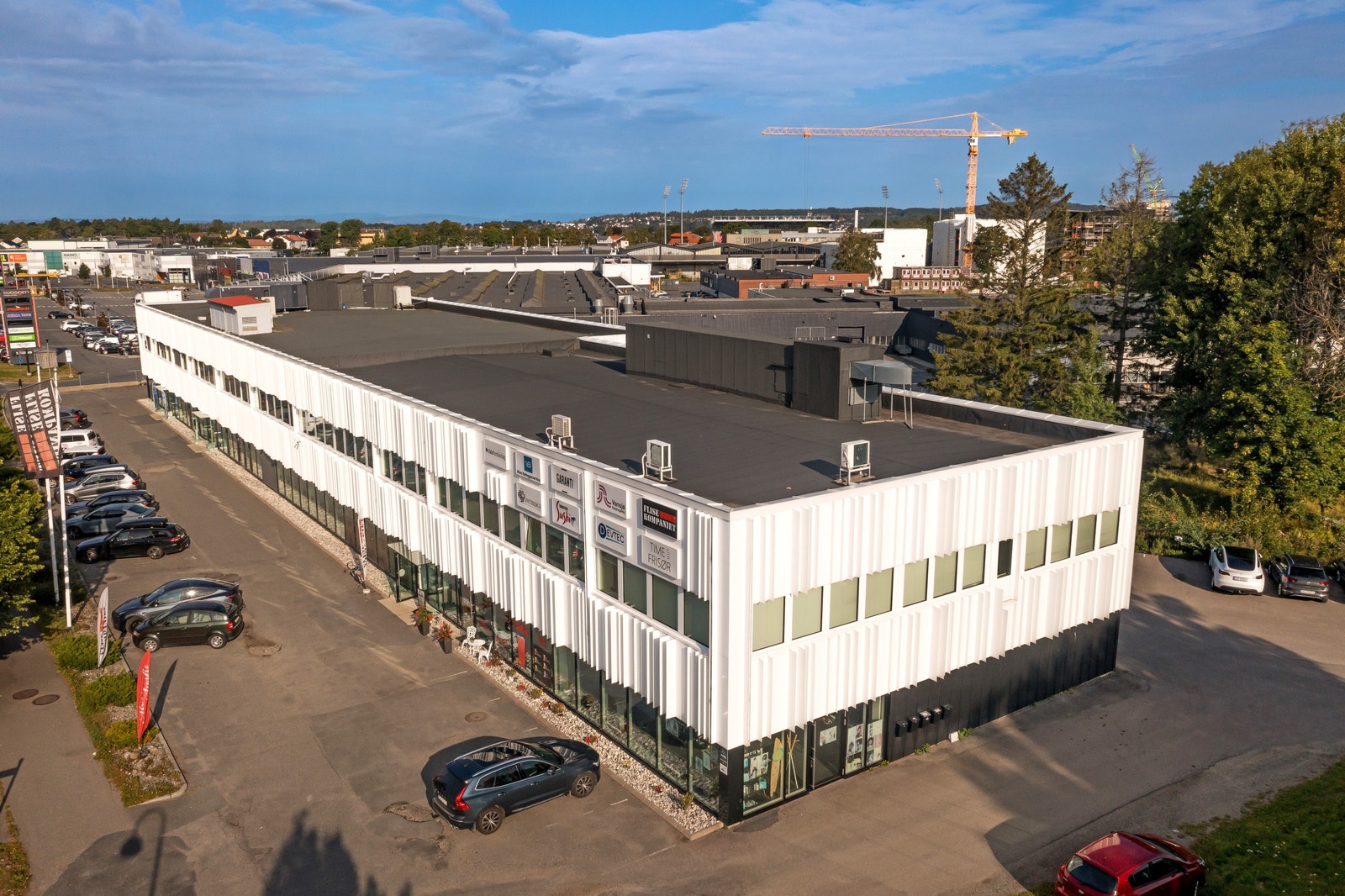 Velkommen til Varnaveien 34 – Moderne kontorlokaler med god eksponering Galleribilde