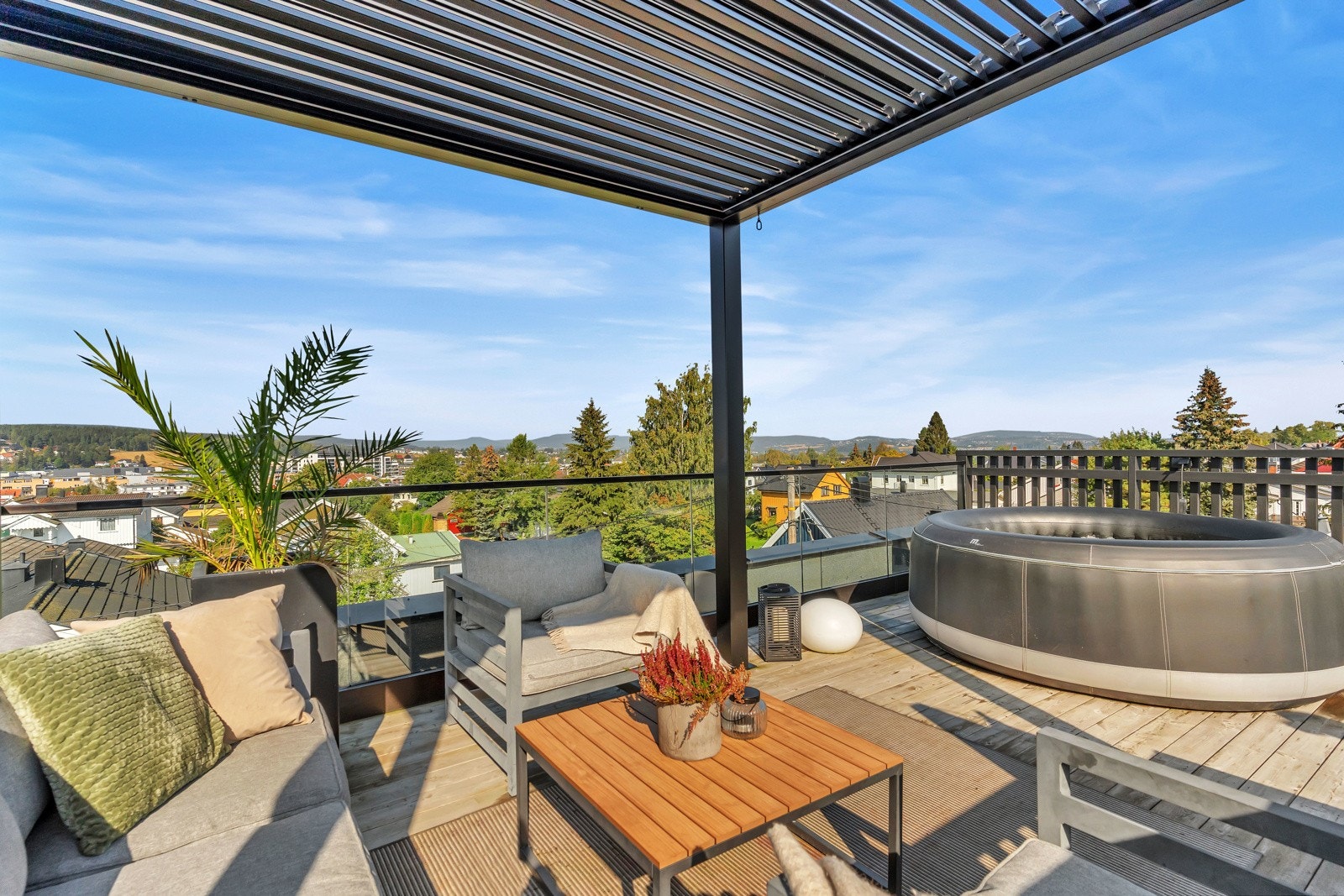 Samt. Boblebad utendørs Galleribilde