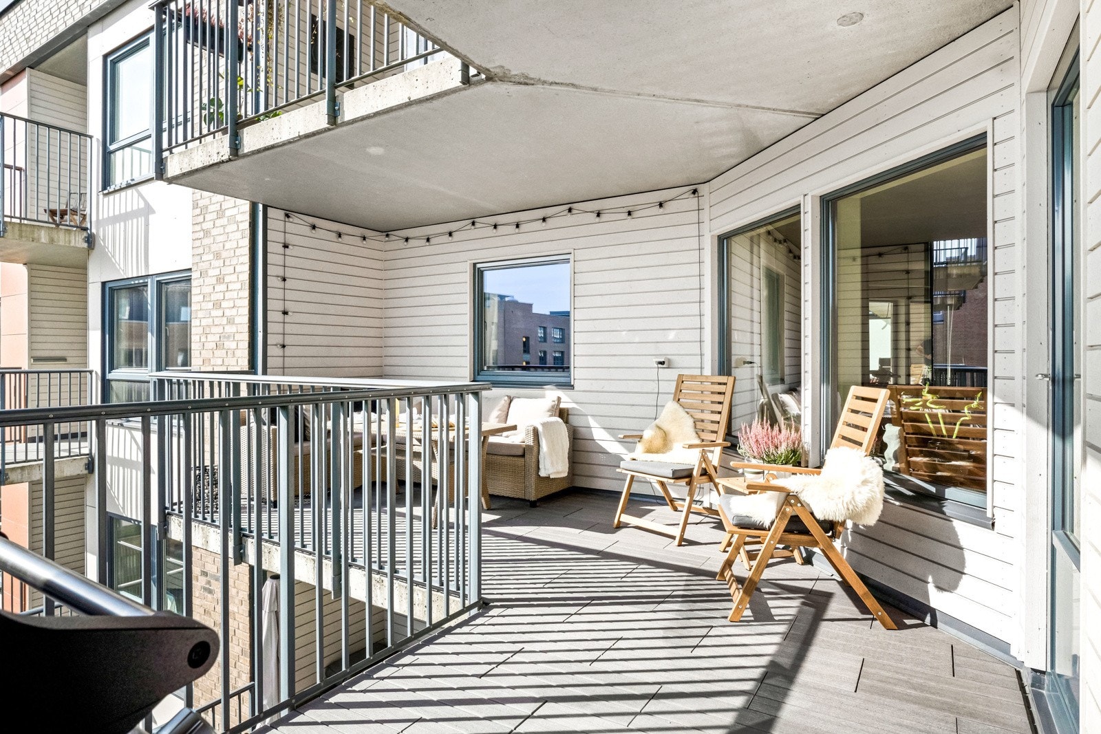 Fra stuen er det utgang til balkongen Galleribilde