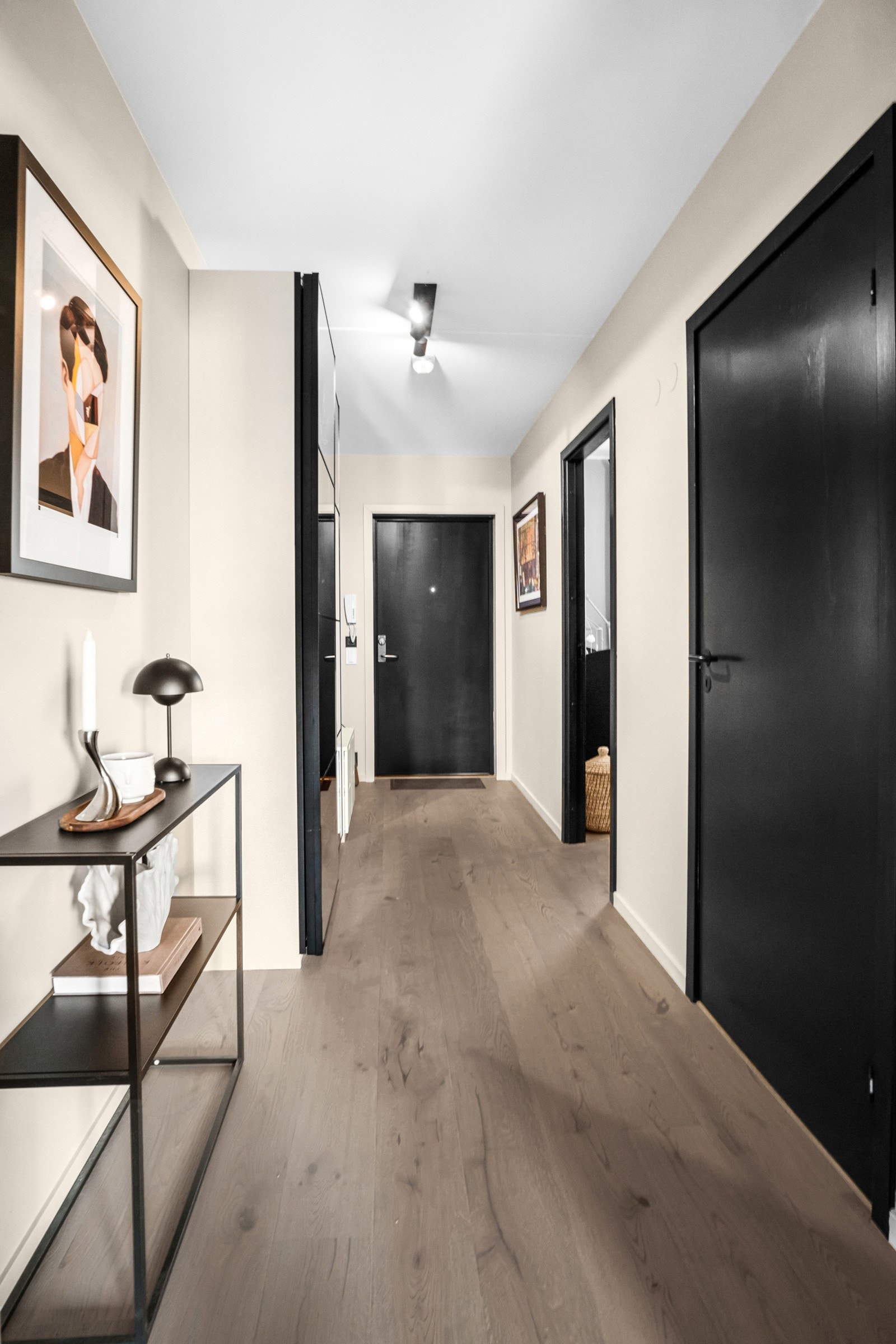 Leiligheten er moderne oppusset Galleribilde