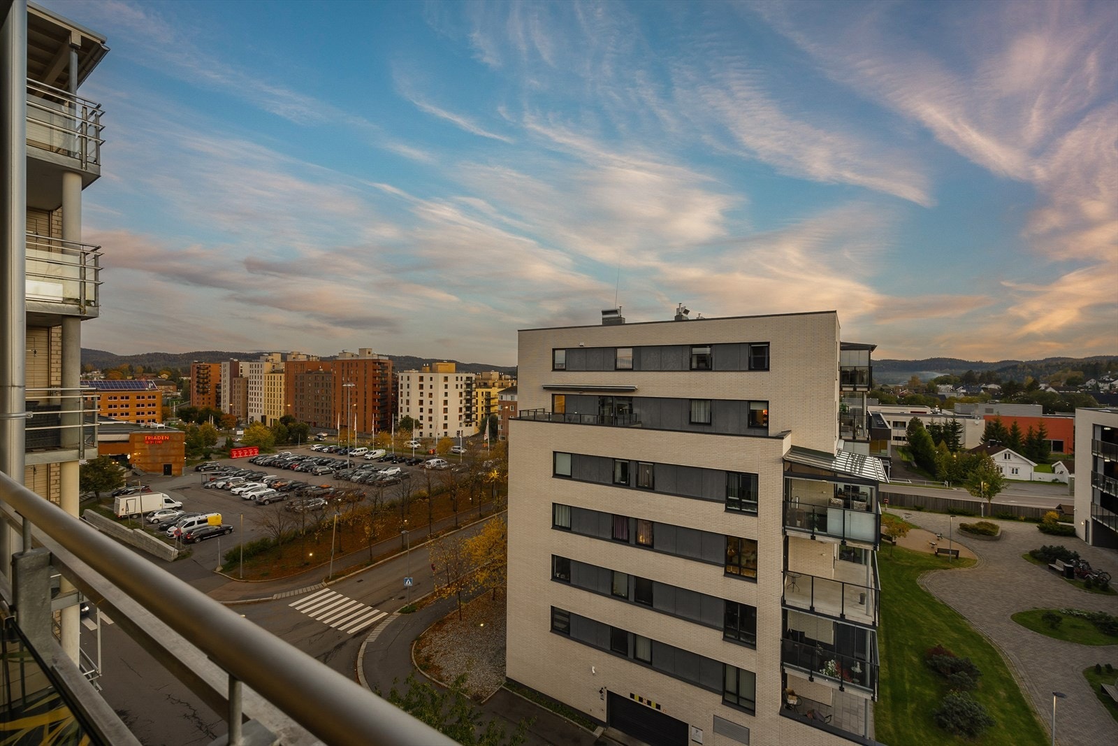 Her kan man nyte sene sommerkvelder. Galleribilde