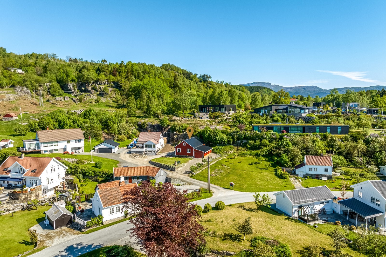 Nydelig beliggenhet sentralt i Nedstrand - Kort gange til sjø Galleribilde