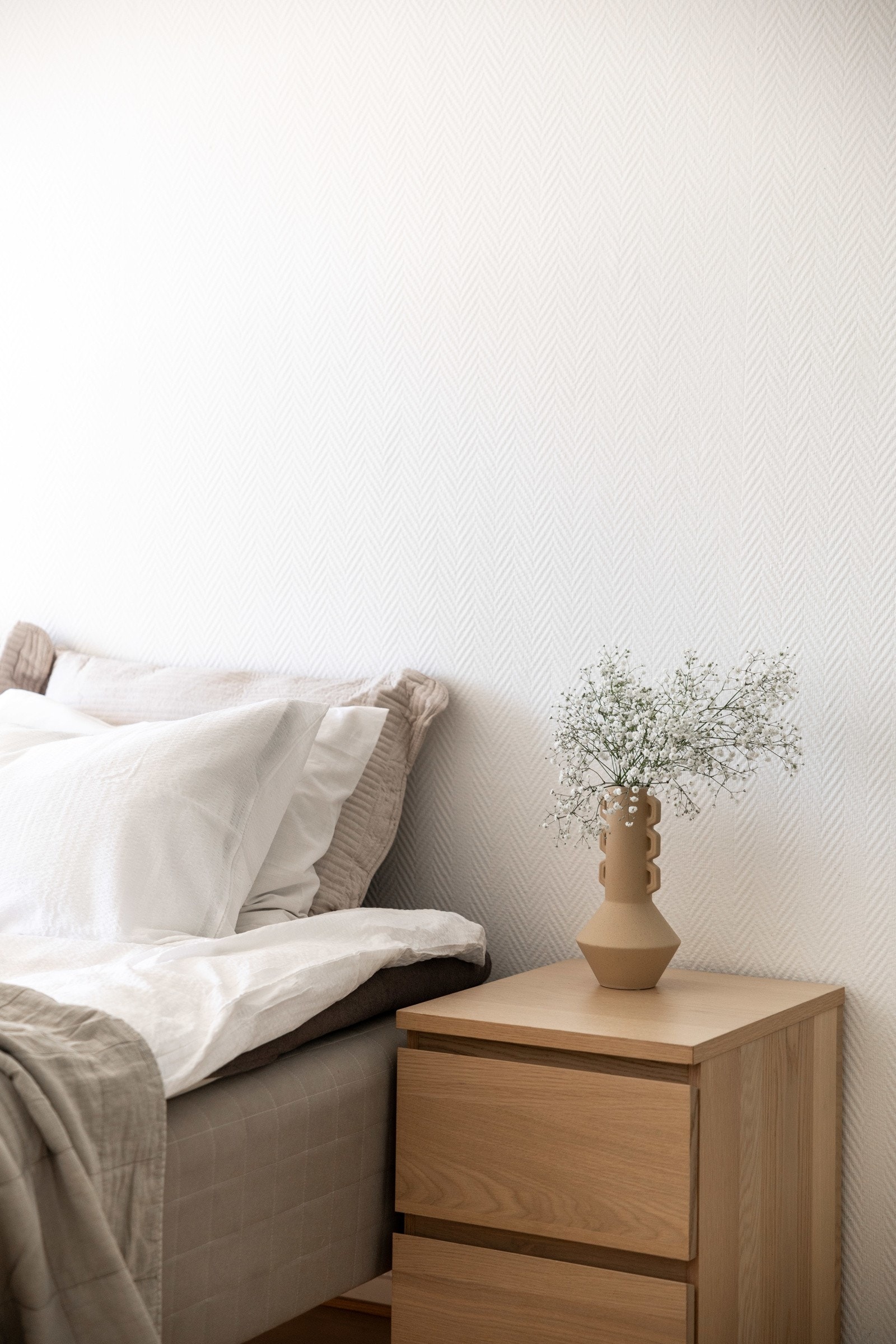 Her kan det kan enkelt innredes med et stort garderobeskap som gir god oppbevaringsplass. Galleribilde