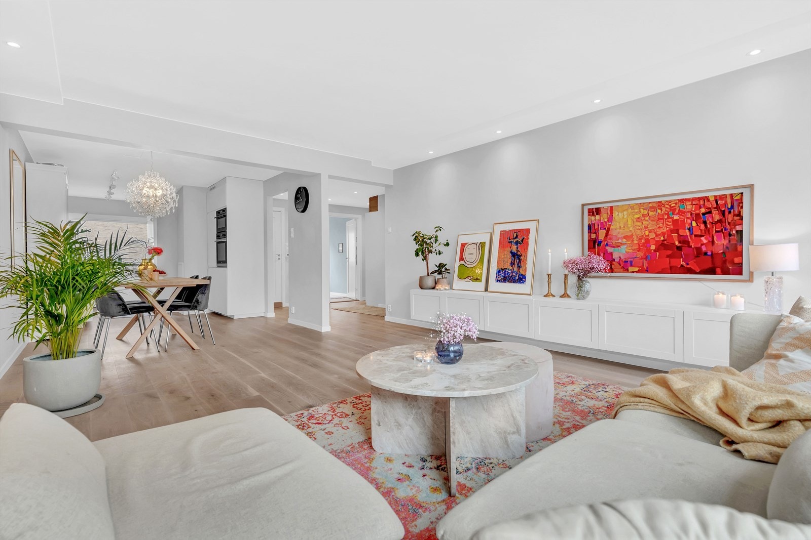 Planløsningen fremstår som svært praktisk og familievennlig. Galleribilde