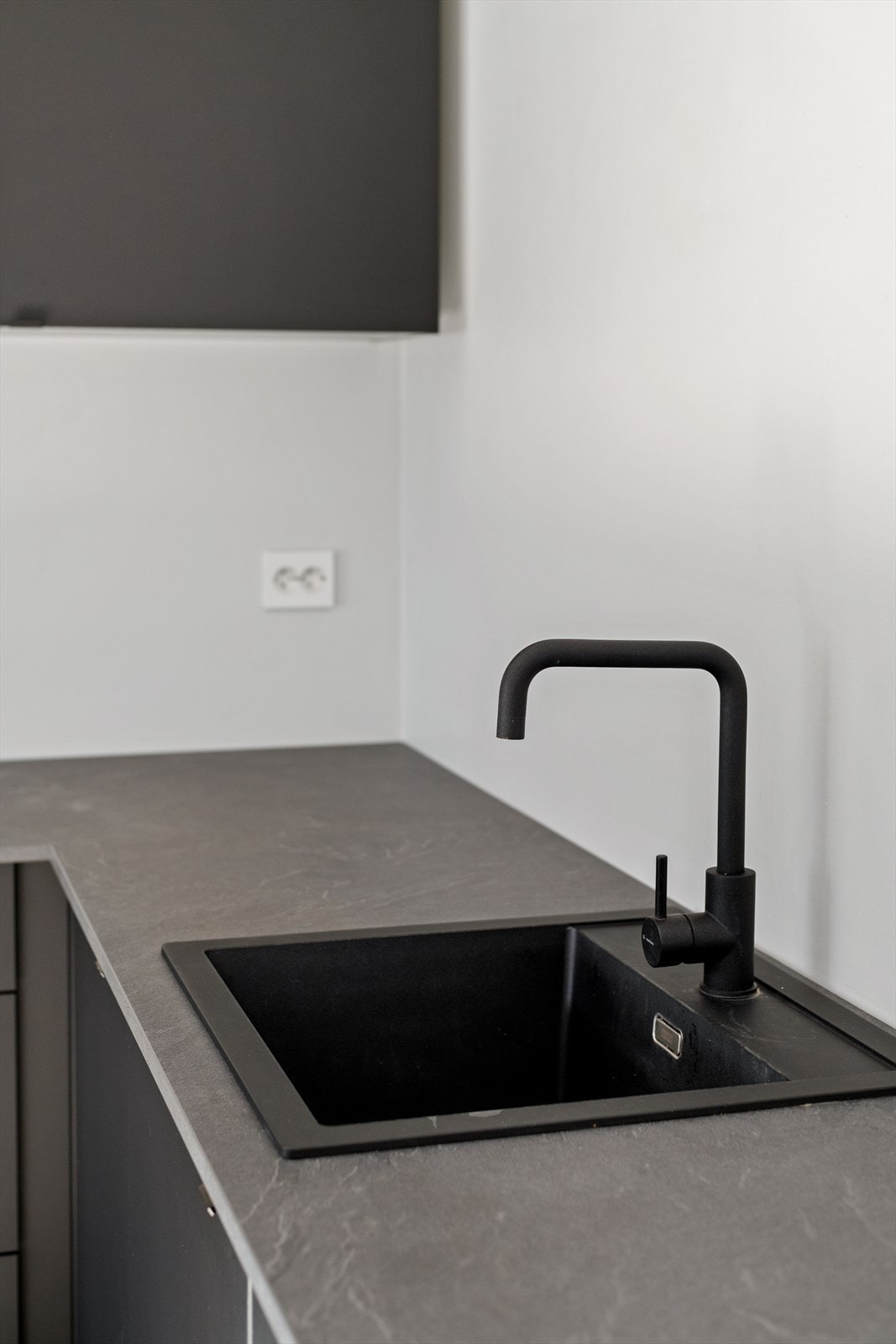 Et moderne og stilrent kjøkken! Galleribilde