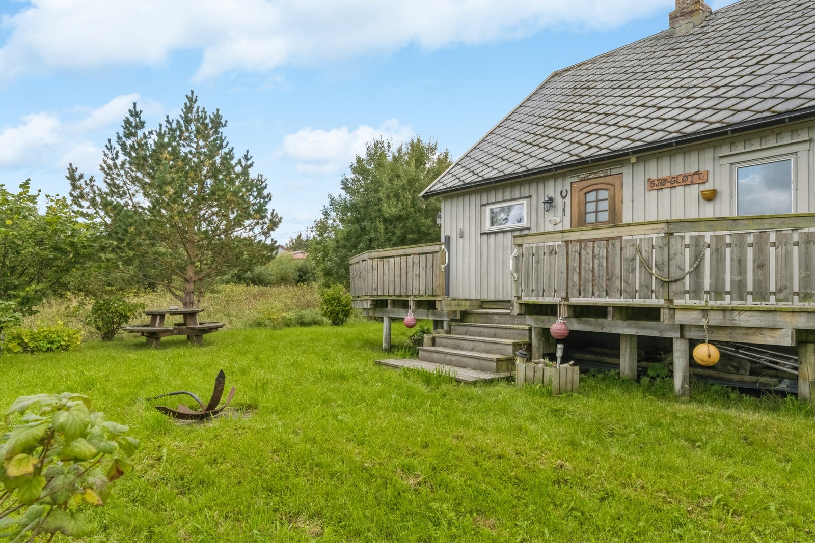 God boltreplass for stor og liten på godværsdagene. Galleribilde