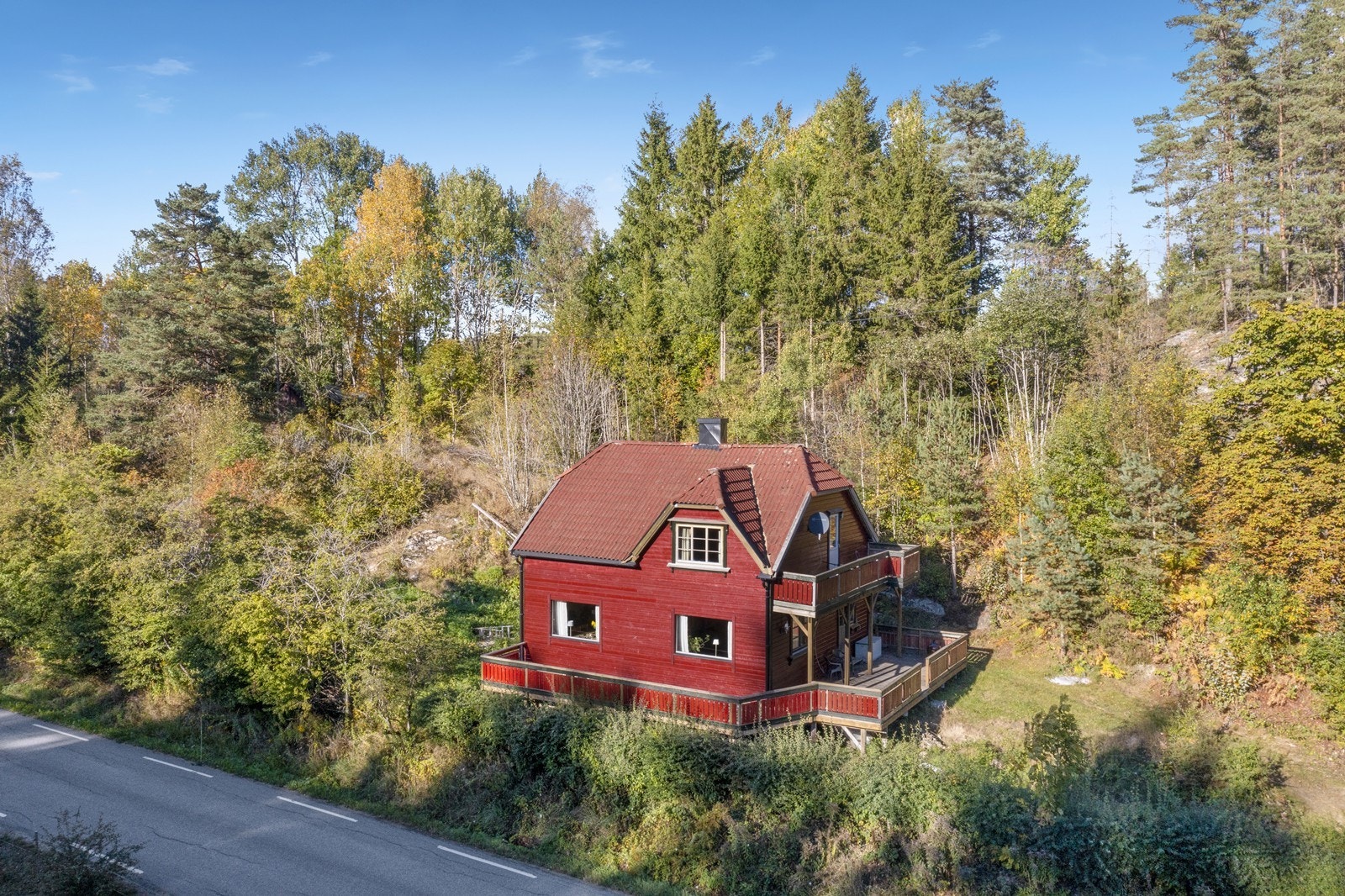 Eiendomsmegler1 Sarpsborg v/ Frode Eriksen har gleden av å presentere Varteigveien 943. Galleribilde