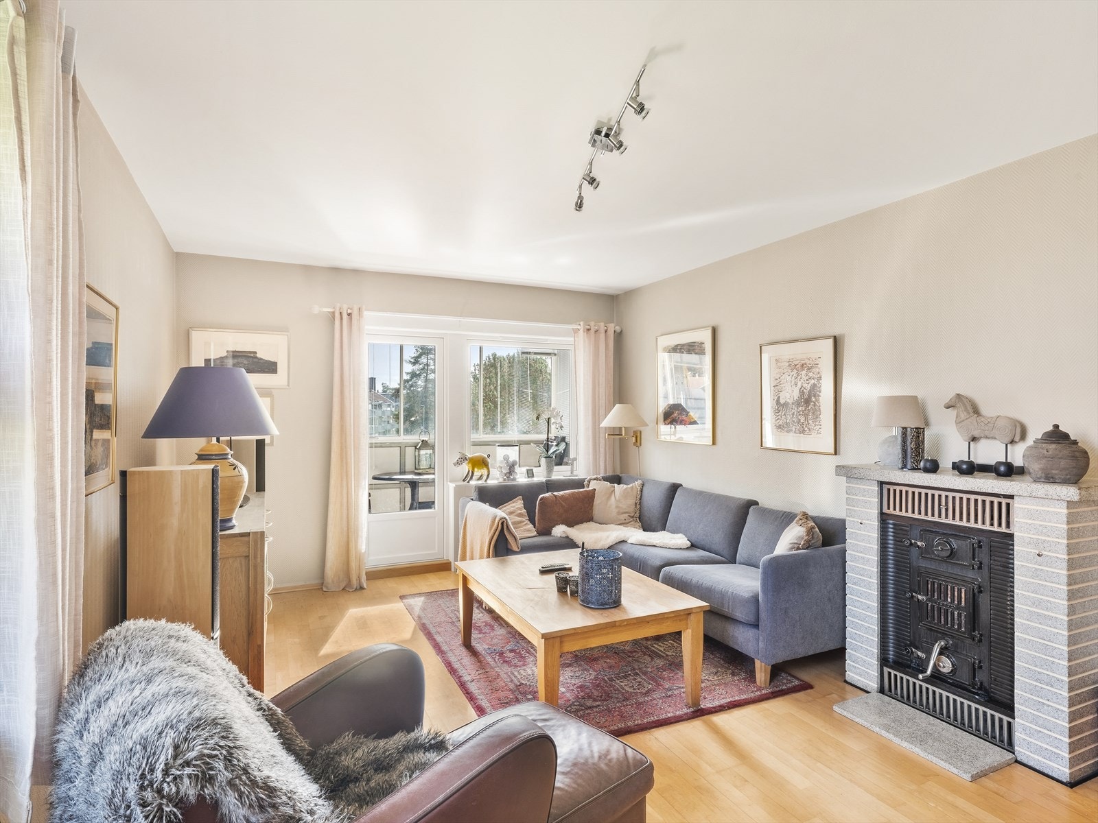 Velkommen til bergkrystallen 16! Presentert av Duy Vidar Tang og Victor Falkenberg Martins v/EiendomsMegler1 Galleribilde