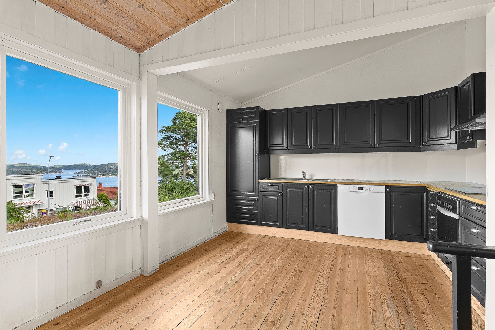 Velkommen til Bergmesterveien 1C! Presenteres av Privatmegleren Kragerø! Galleribilde