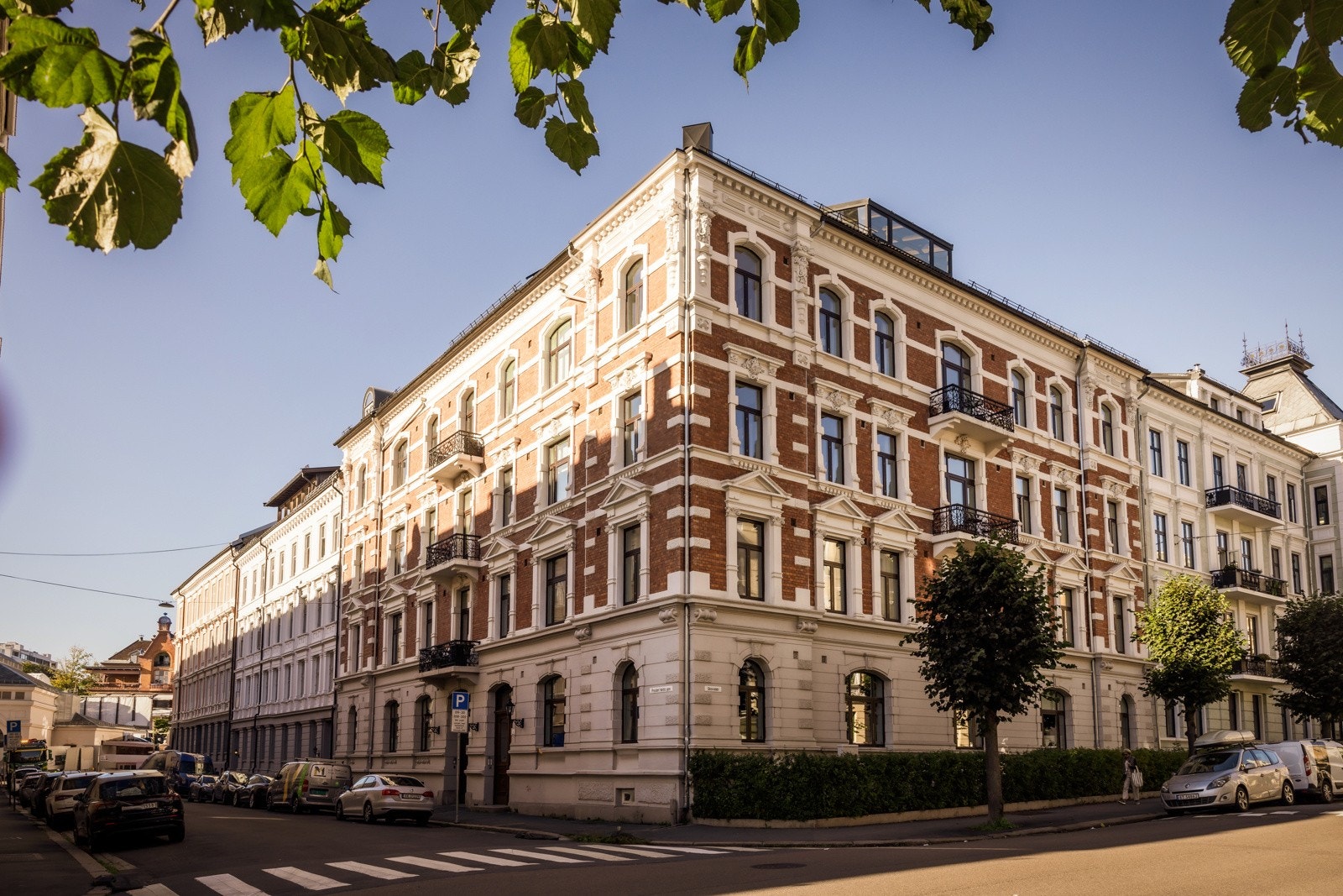 Klassisk bygård i et av bydelens jeveste områder. Galleribilde