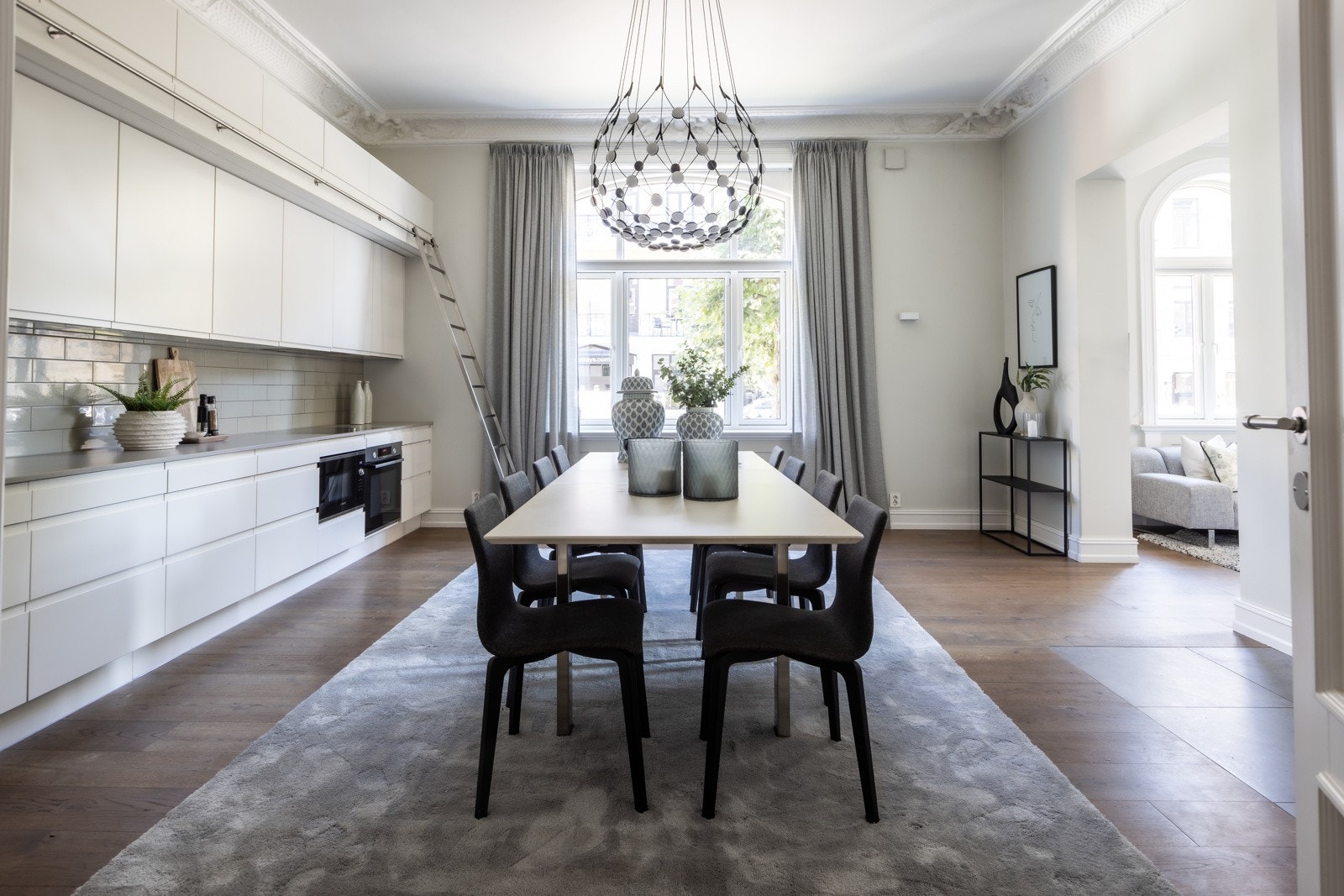 PrivatMegleren Allé ved André Ekeland har gleden av å presentere President Harbitz' gate 1. Galleribilde